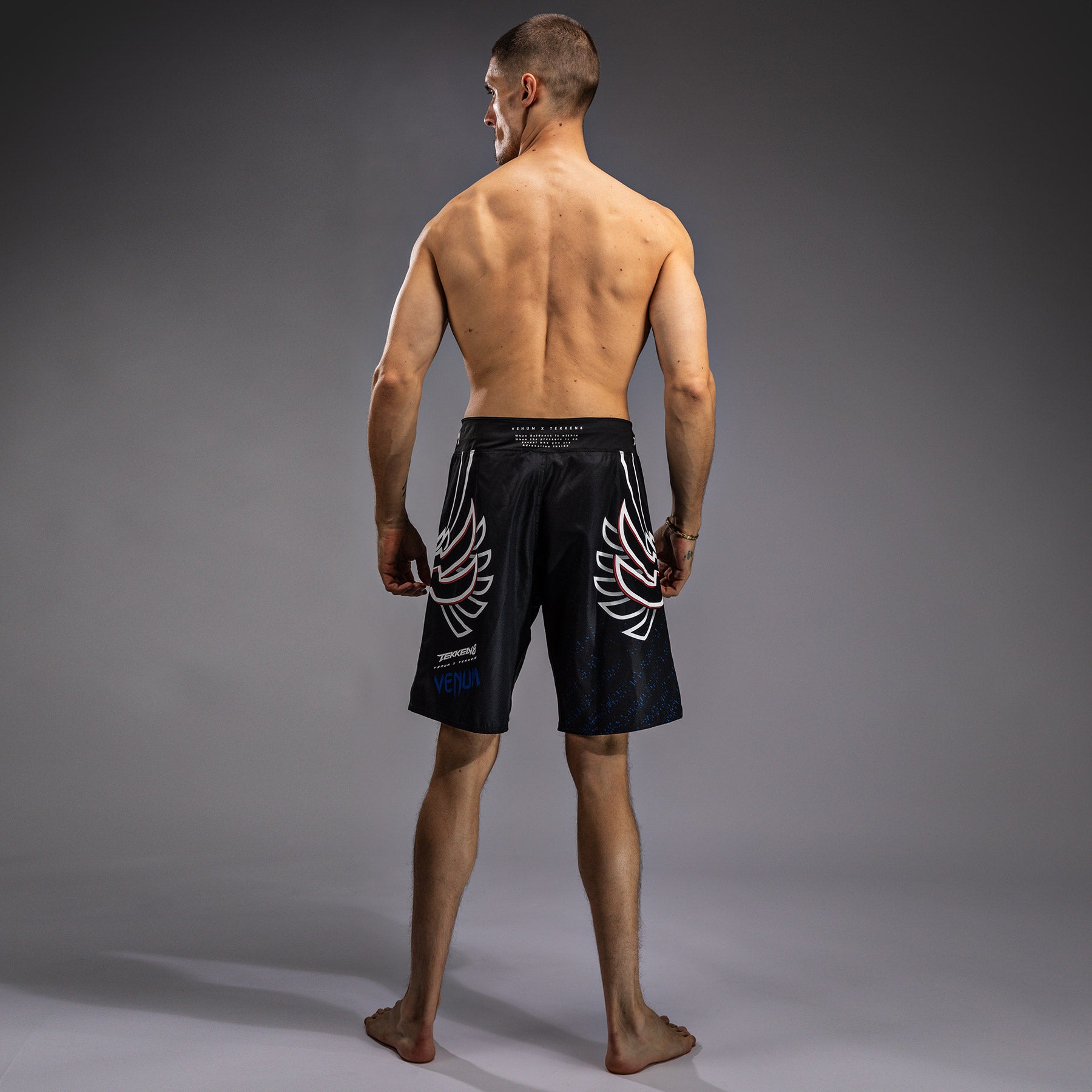 Short de combat Venum x TEKKEN 8 - Jin Kazama - Bleu/Noir/Blanc - product-type_Shorts de MMA