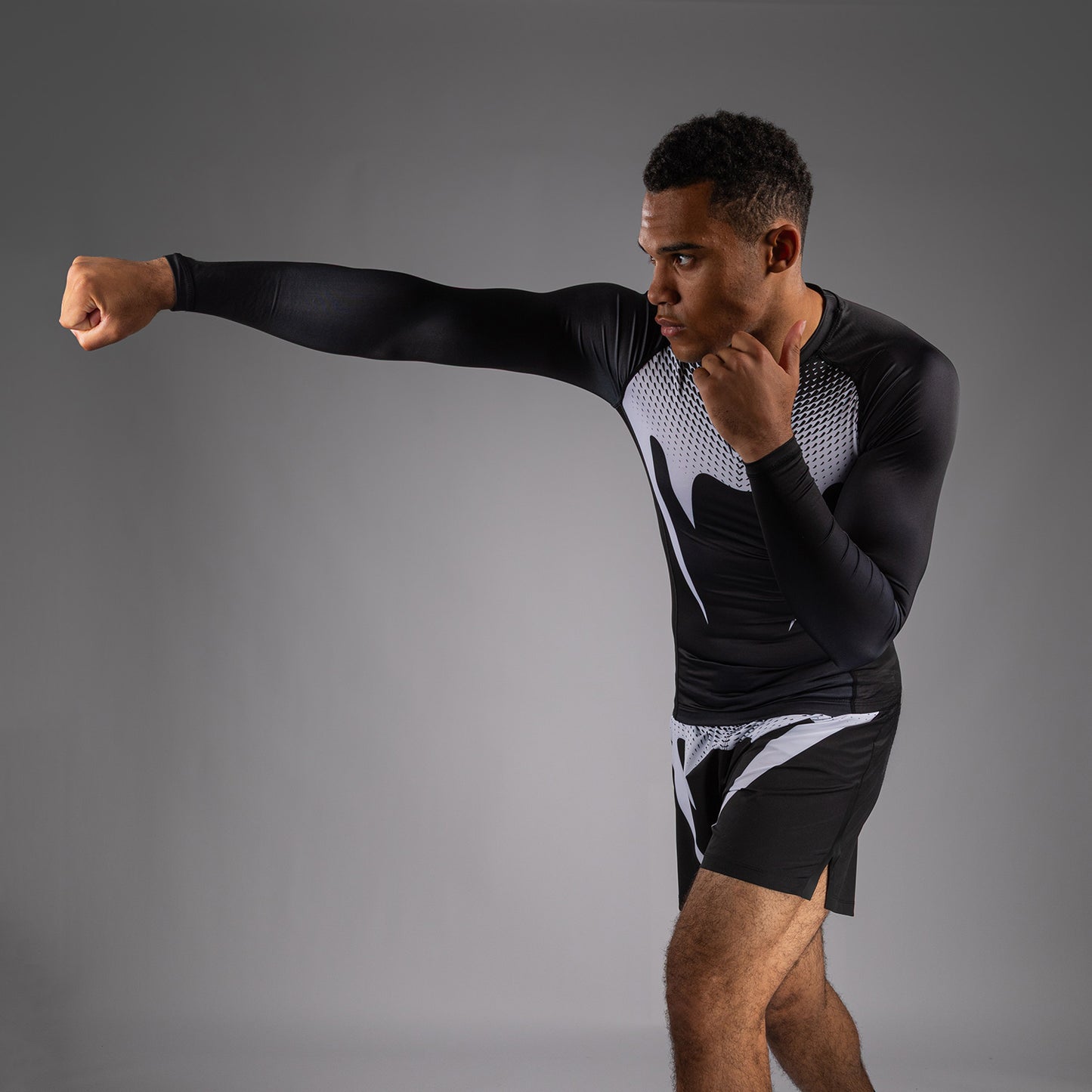 Rashguard Venum No Gi - Noir/Blanc