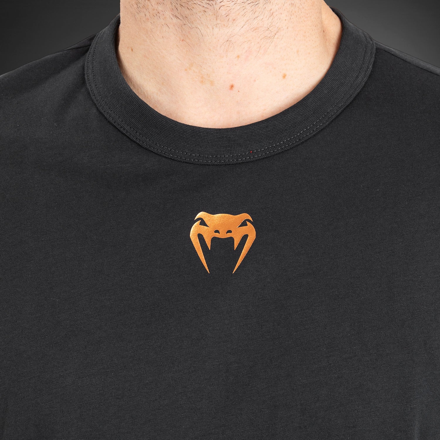 T-Shirt À Manches Courtes pour Hommes UFC Adrenaline by Venum Fight Week - Gris Anthracite - product-type_T-Shirts