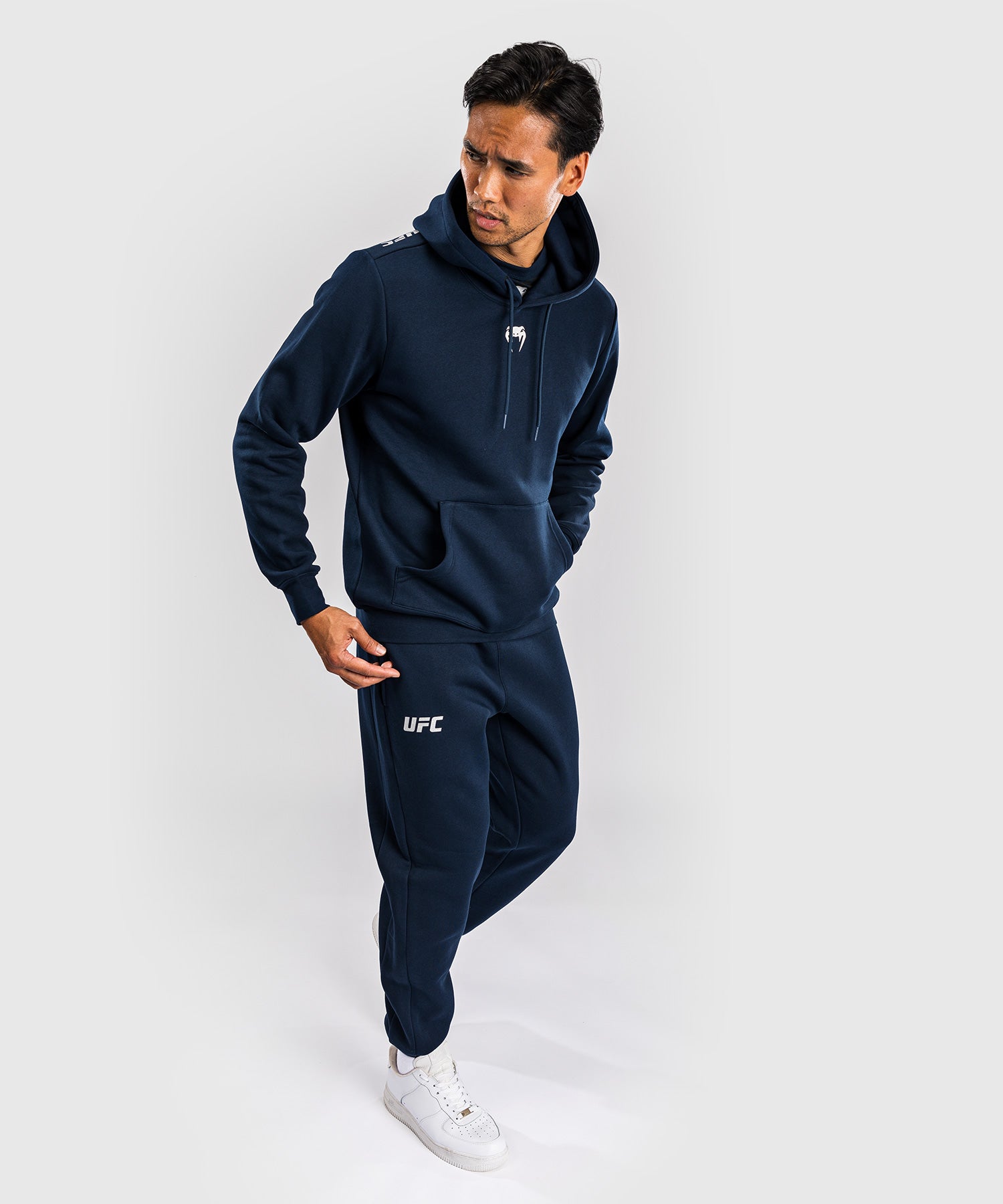 Sweatshirt à Capuche pour Hommes UFC Fusion by Venum Fight Week - Bleu Océanique - product-type_Sweatshirts