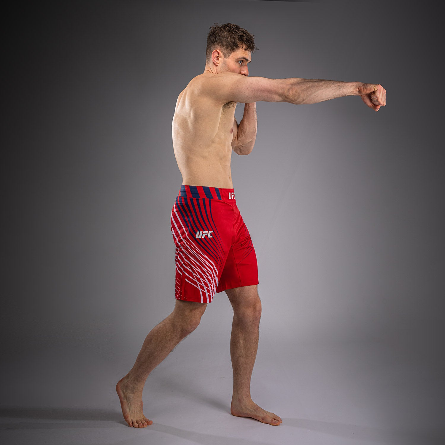 Official UFC Freedom 250 by Venum Authentic Fight Night Short de combat coupe courte pour homme - Rouge - product-type_Shorts de MMA