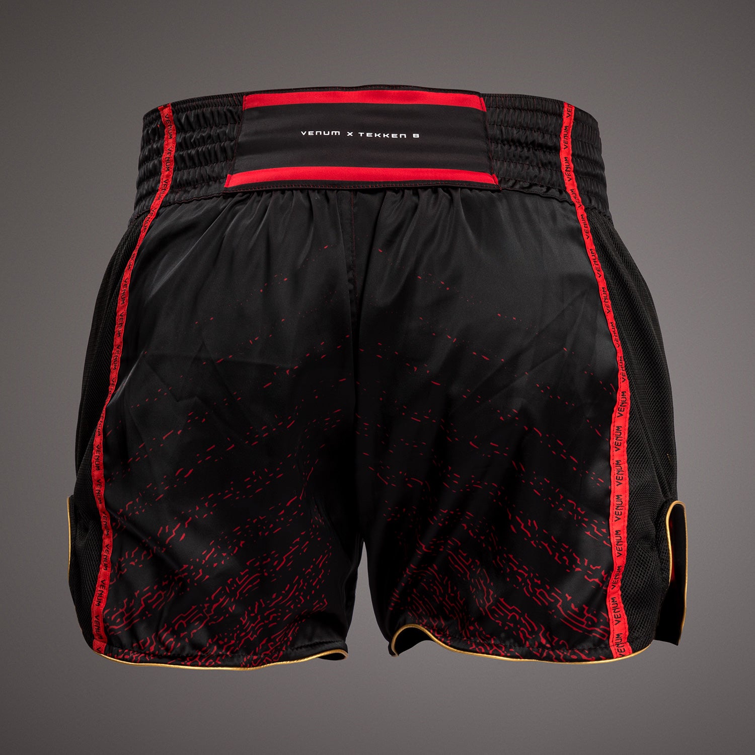 Short de Muay Thai Venum x TEKKEN 8 - Marshall Law - Noir/Rouge/Or - product-type_Shorts de Muay Thai