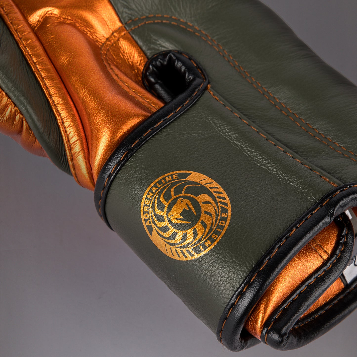 Gants de boxe Venum Giant 3.0 - Edition Spéciale - Kaki/Bronze - product-type_Gants de boxe