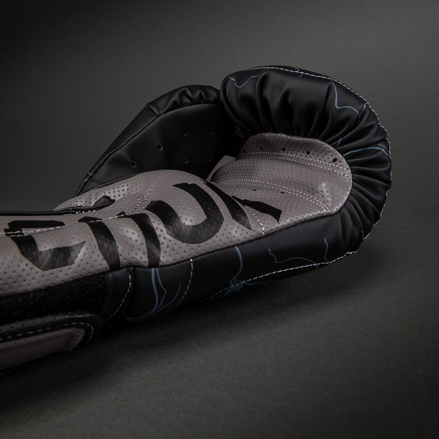 Gants de boxe Venum Thunder Dragon – Noir/Gris/Cuivre - product-type_Gants de boxe