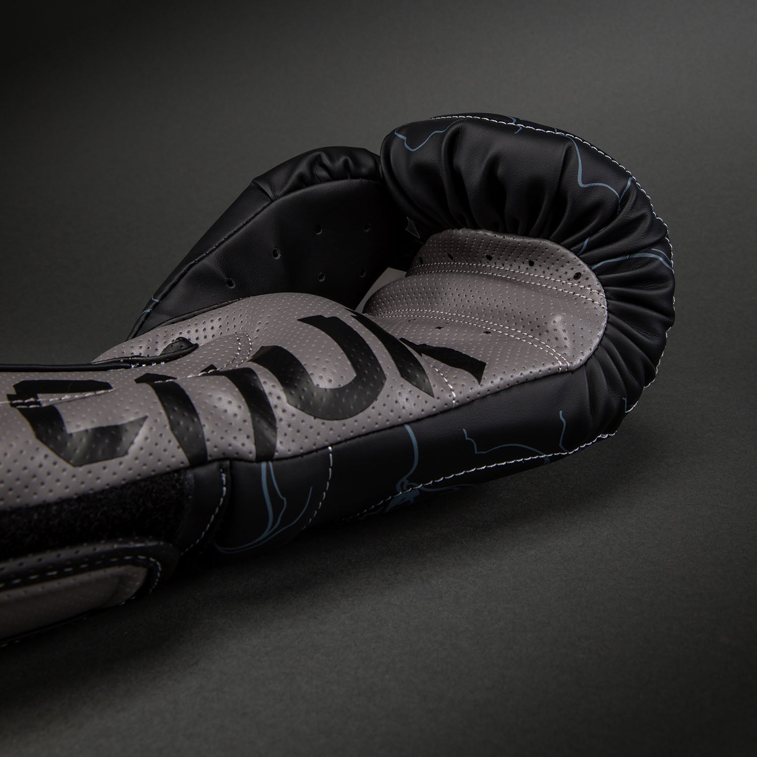 Gants de boxe Venum Thunder Dragon – Noir/Gris/Cuivre - product-type_Gants de boxe