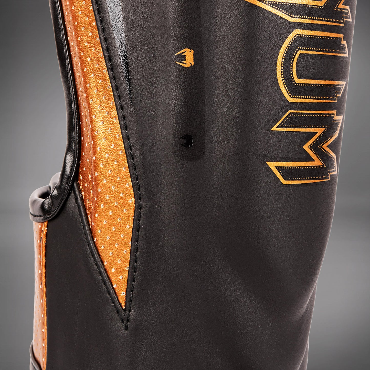 Protège-Tibias Venum Elite Evo - Noir/Bronze - product-type_Protège-tibias