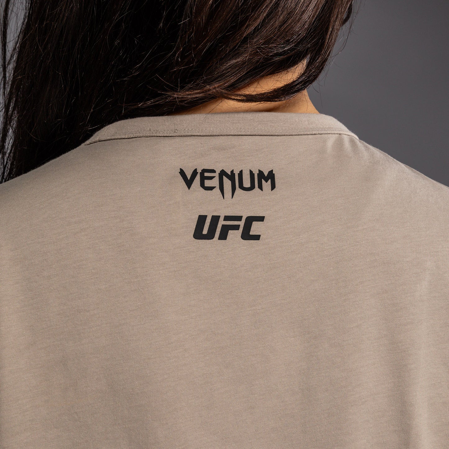 T-shirt à Manches Courtes pour Femme Venum UFC Unity by Venum Authentic Fight Week - Sable