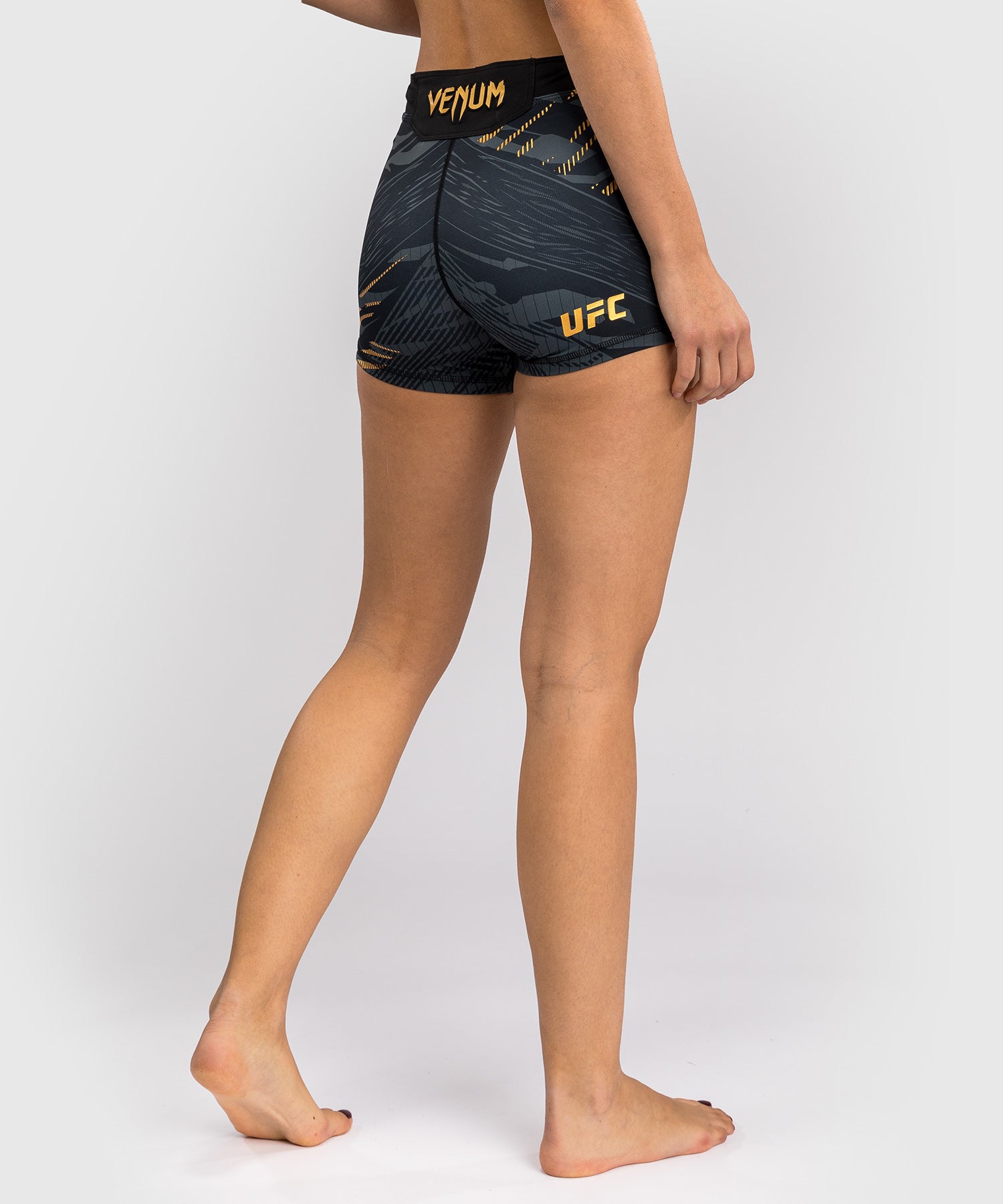 Short de compression pour Femmes UFC Fusion by Venum Authentic Fight Night - Coupe Courte - Champion - product-type_Shorts de compression