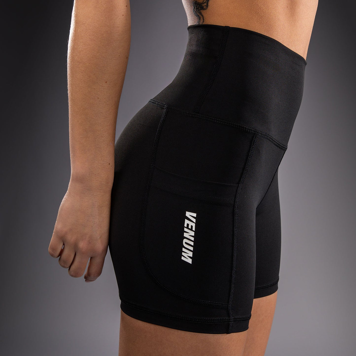 Short Cycliste Venum Essential - Noir - product-type_Shorts de compression