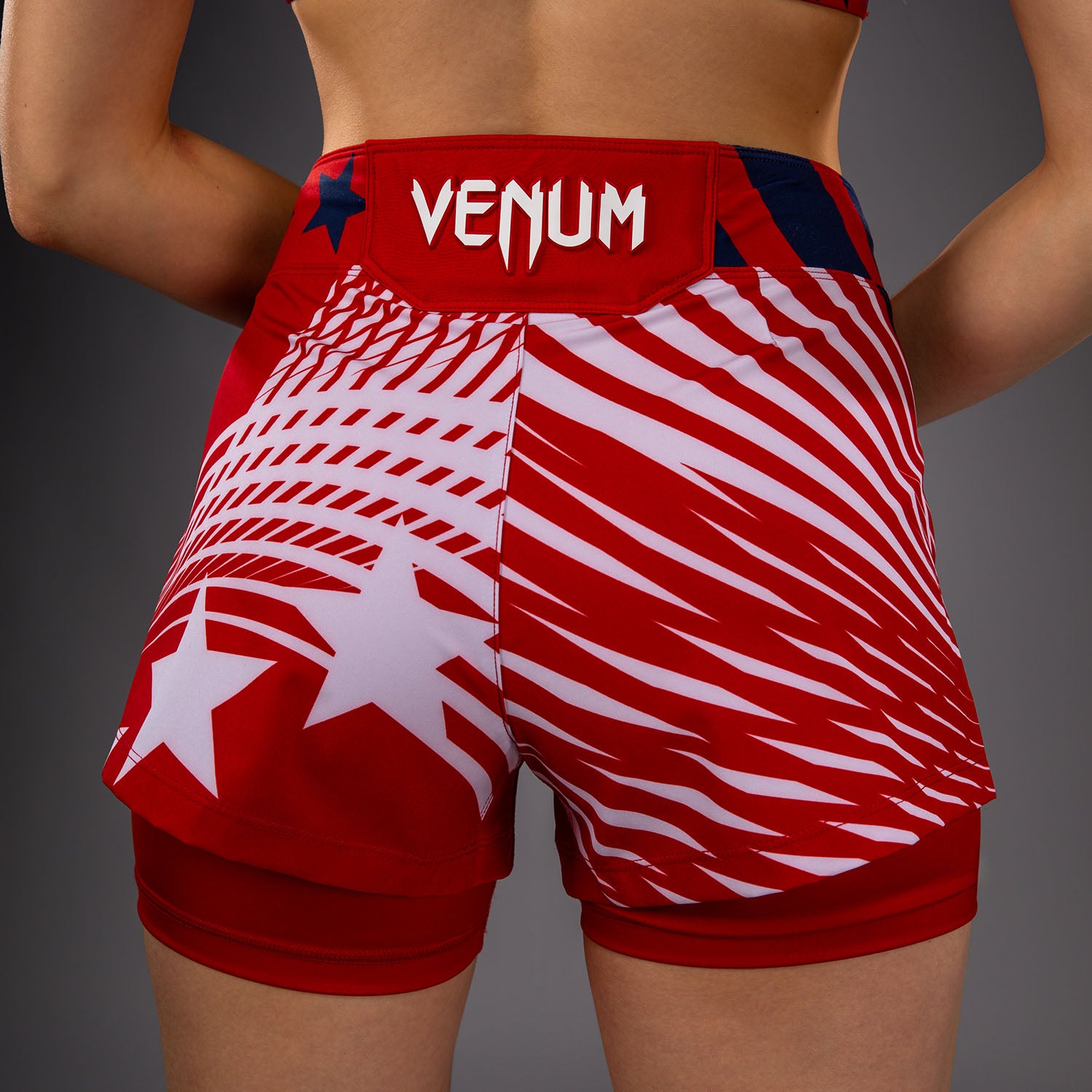 Official UFC Freedom 250 by Venum Authentic Fight Night Short de combat pour femme - Rouge - product-type_Shorts de MMA