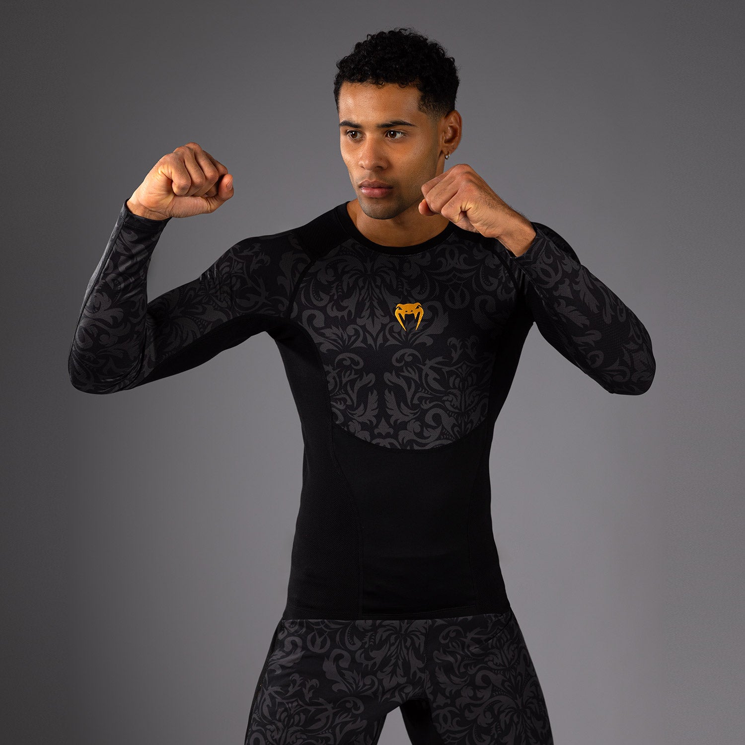 Rashguard à Manches Longues Venum x Topuria Unmatched Edition - Noir/Or - product-type_T-Shirts de Compression