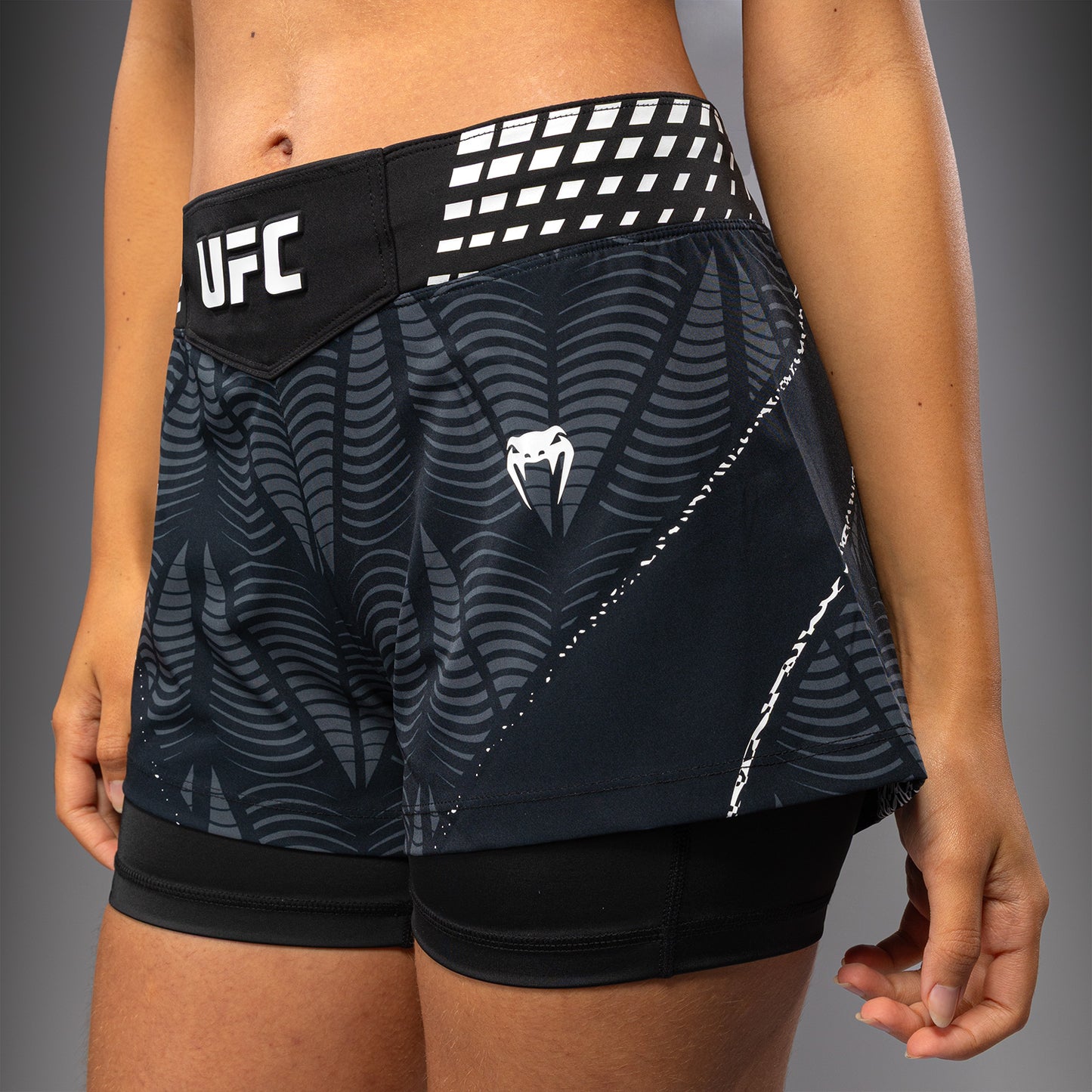 Short de combat coupe courte Femme UFC Zenith by Venum Authentic Fight Night - Noir