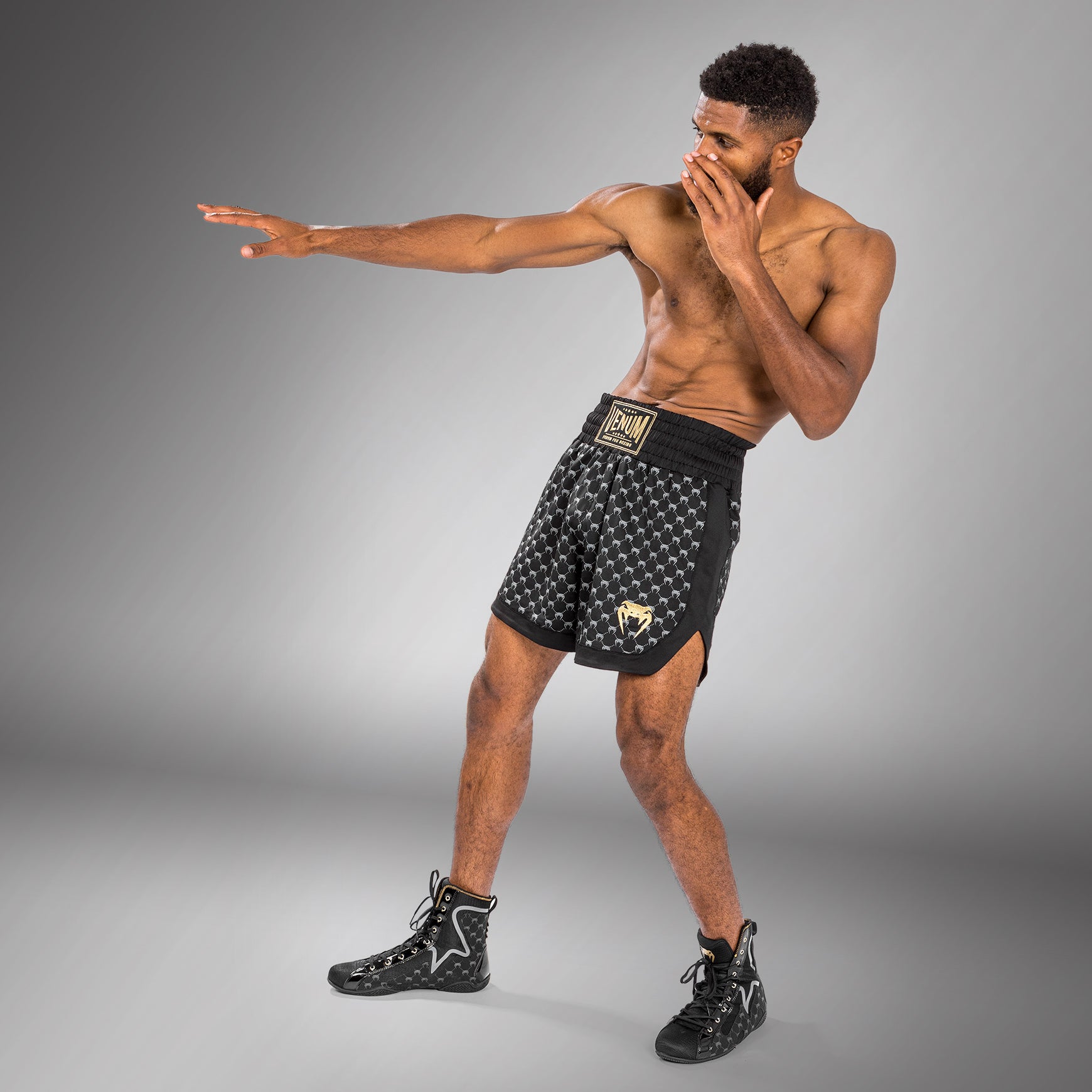 Short de Boxe Venum Monogram - Noir - product-type_Shorts de boxe