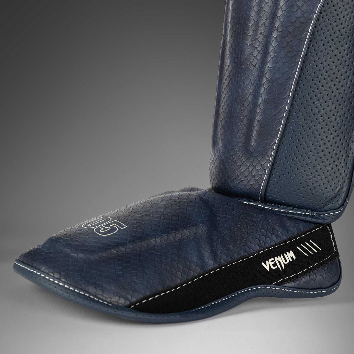 Protège-tibias Venum Impact Evo Scales – Bleu Minuit - product-type_Protège-tibias