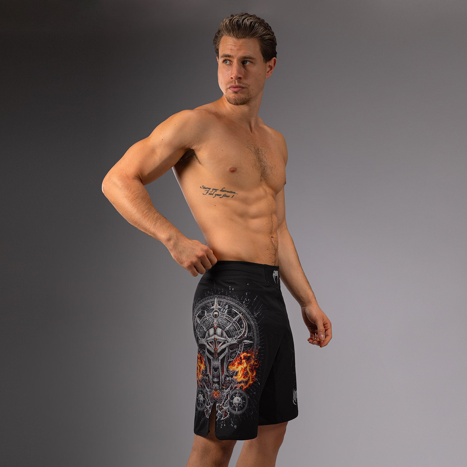 Short de combat Venum Gladiator 5.0 - Noir/Argent - product-type_Shorts de MMA