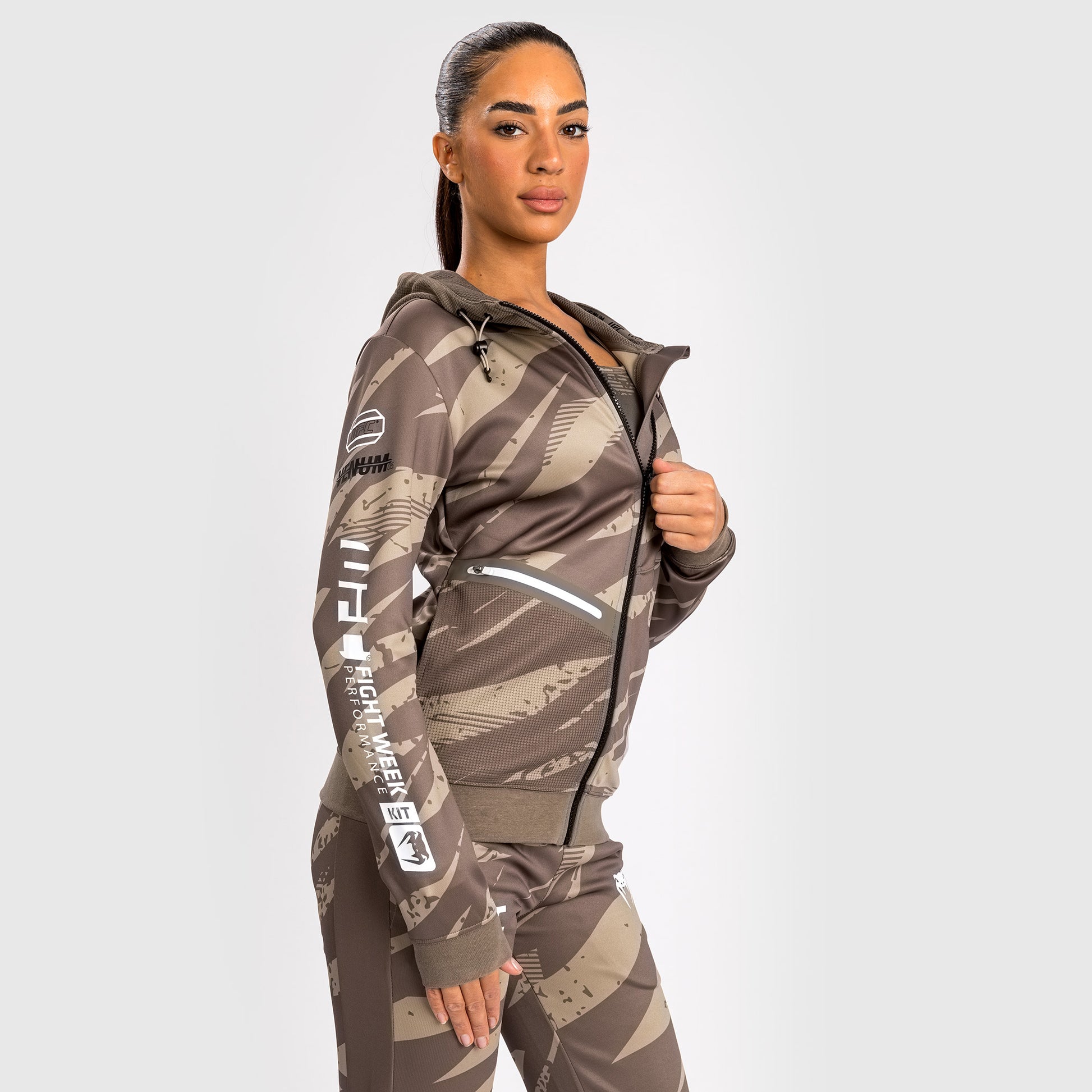 Veste À Capuche Zippé pour Femmes UFC Adrenaline by Venum Fight Week - Desert Camo - product-type_Sweatshirts