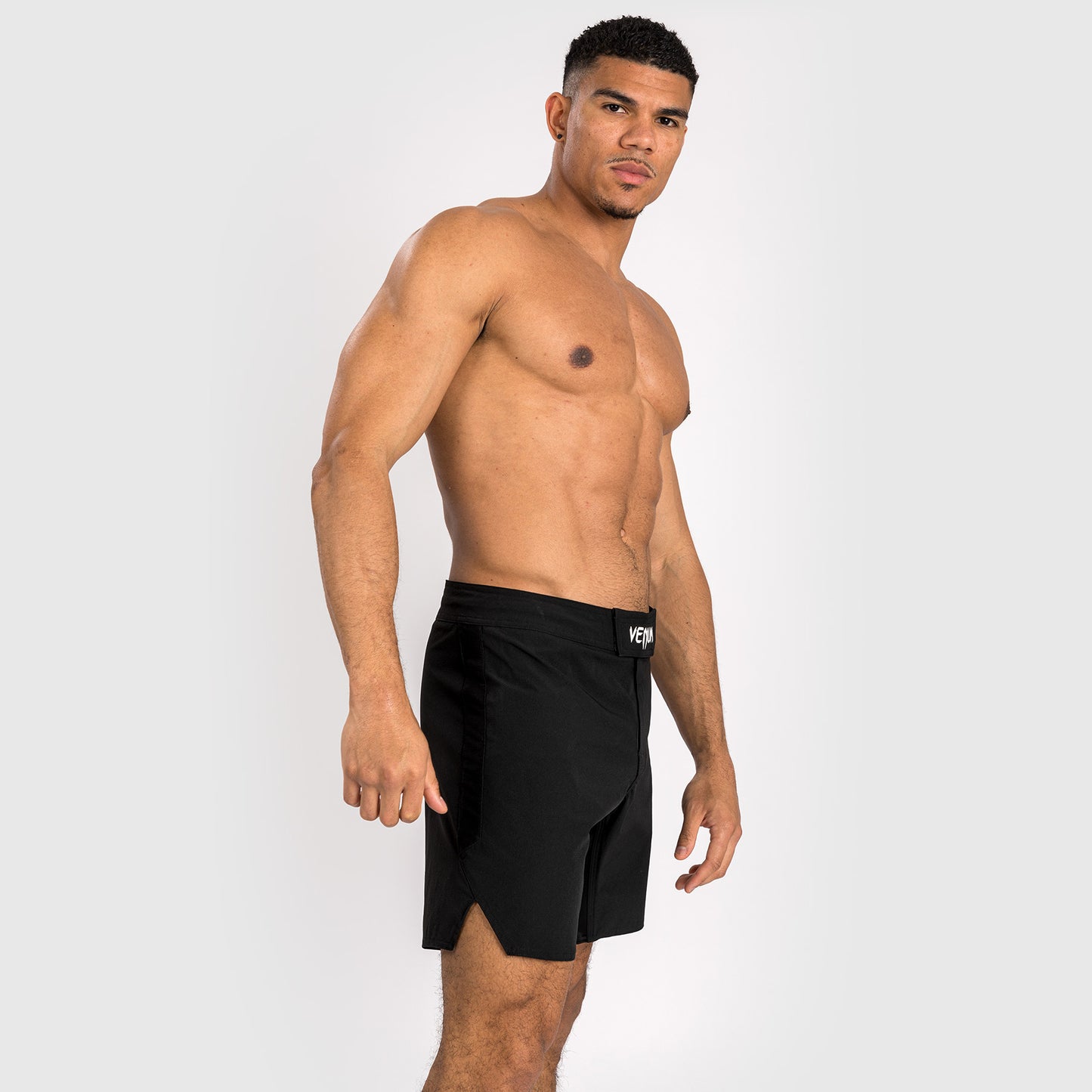 Short de combat pour homme Venum Contender - Noir/Blanc - product-type_Shorts de MMA