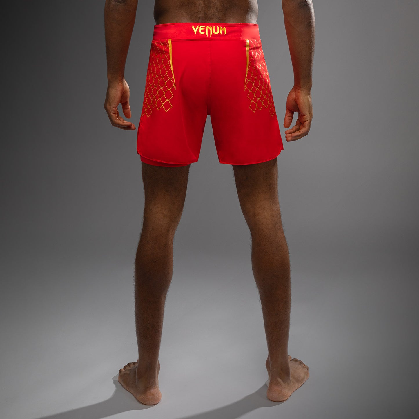 Short de Combat pour Hommes Venum x WOW FC - Fury Rouge/Or - product-type_Shorts de MMA