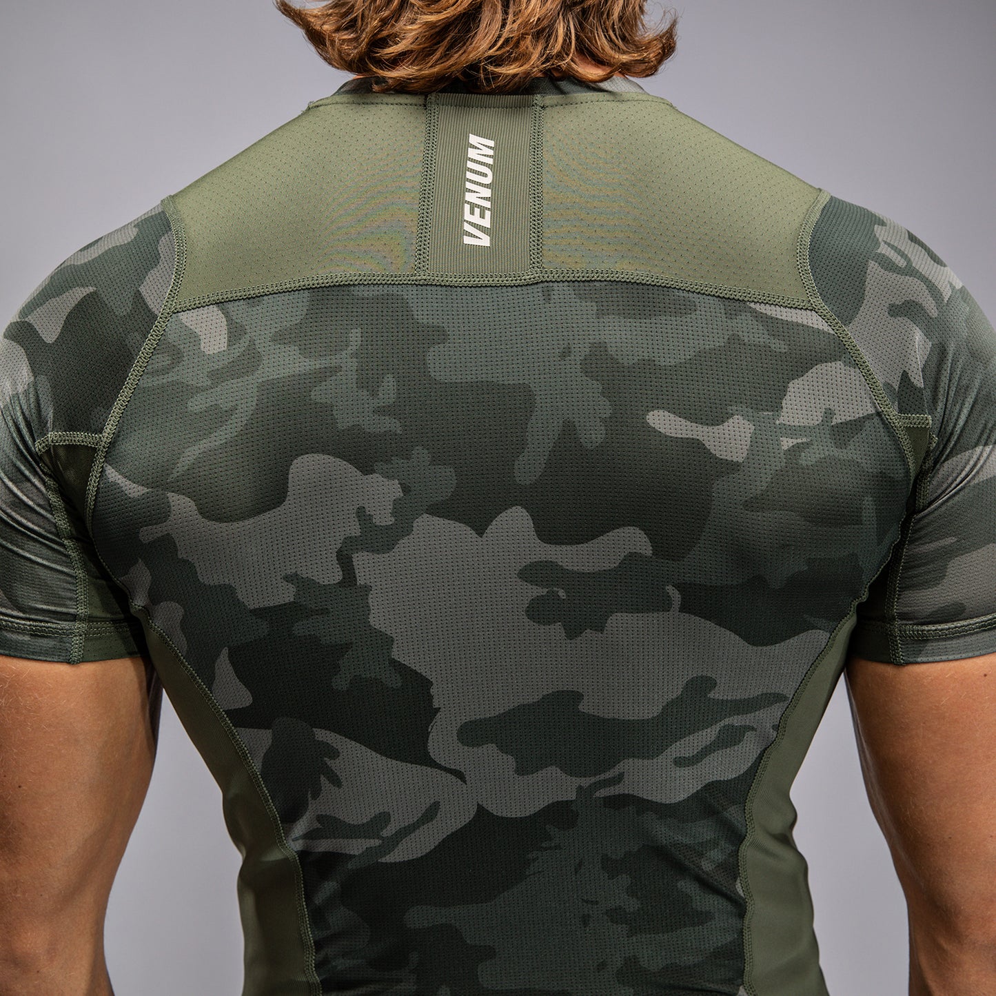 Rashguard à Manches Courtes Venum G-Fit Air pour Hommes - Camo Militaire - product-type_T-Shirts de Compression