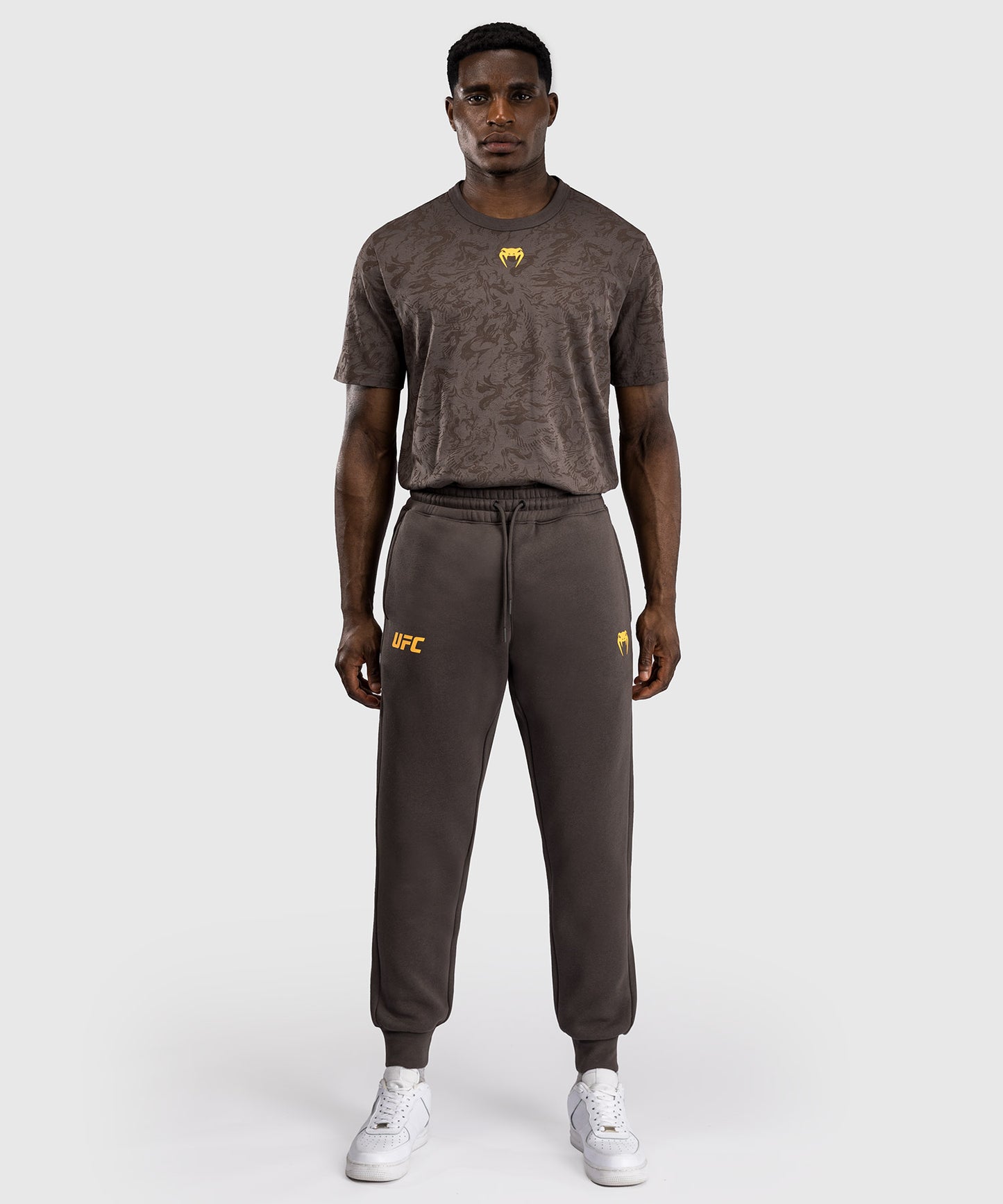 Pantalon en Coton pour Hommes UFC Fusion by Venum Fight Week - Marron Terrestre - product-type_Pantalons de jogging