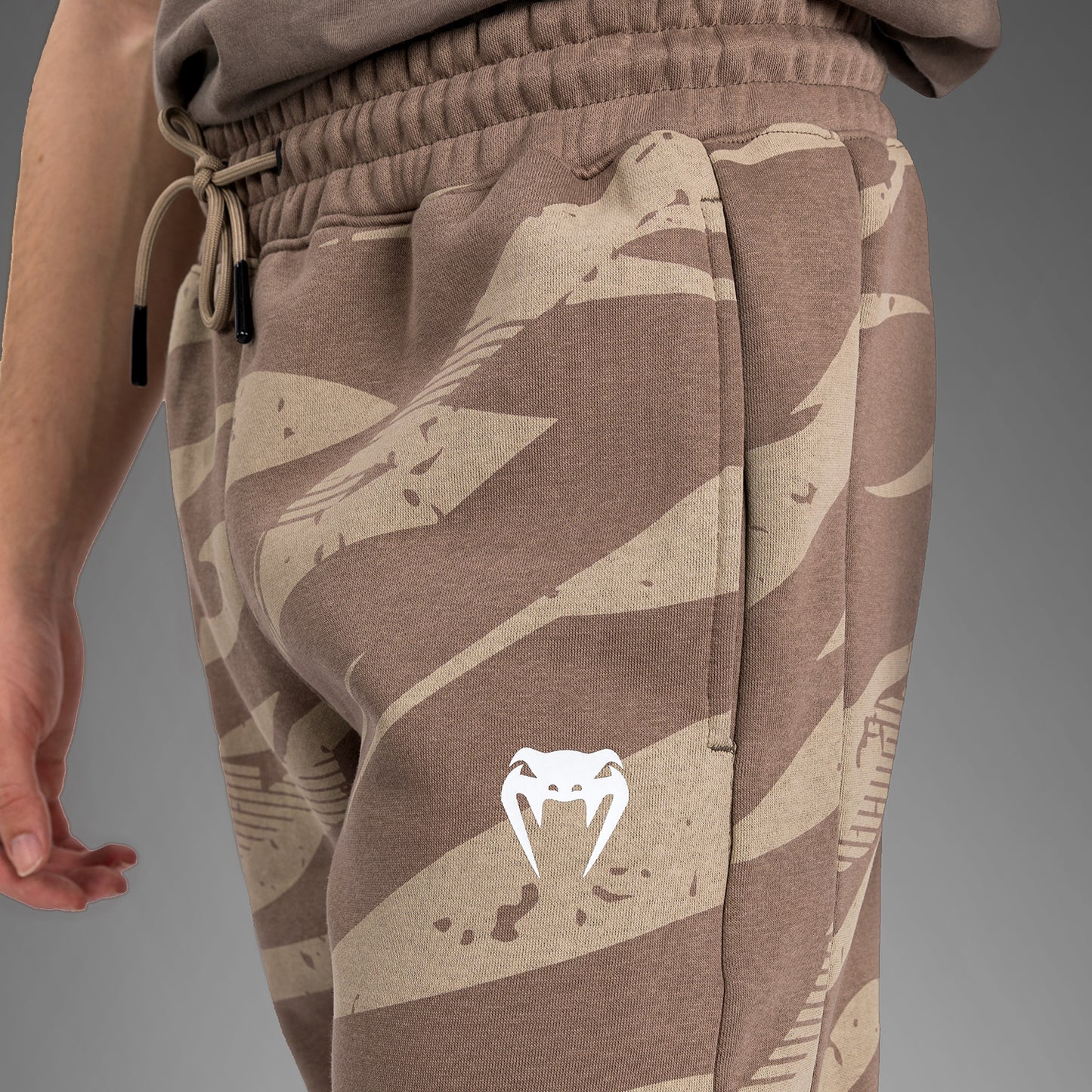 Pantalon pour Hommes UFC Adrenaline by Venum Fight Week - Desert Camo - product-type_Pantalons de jogging