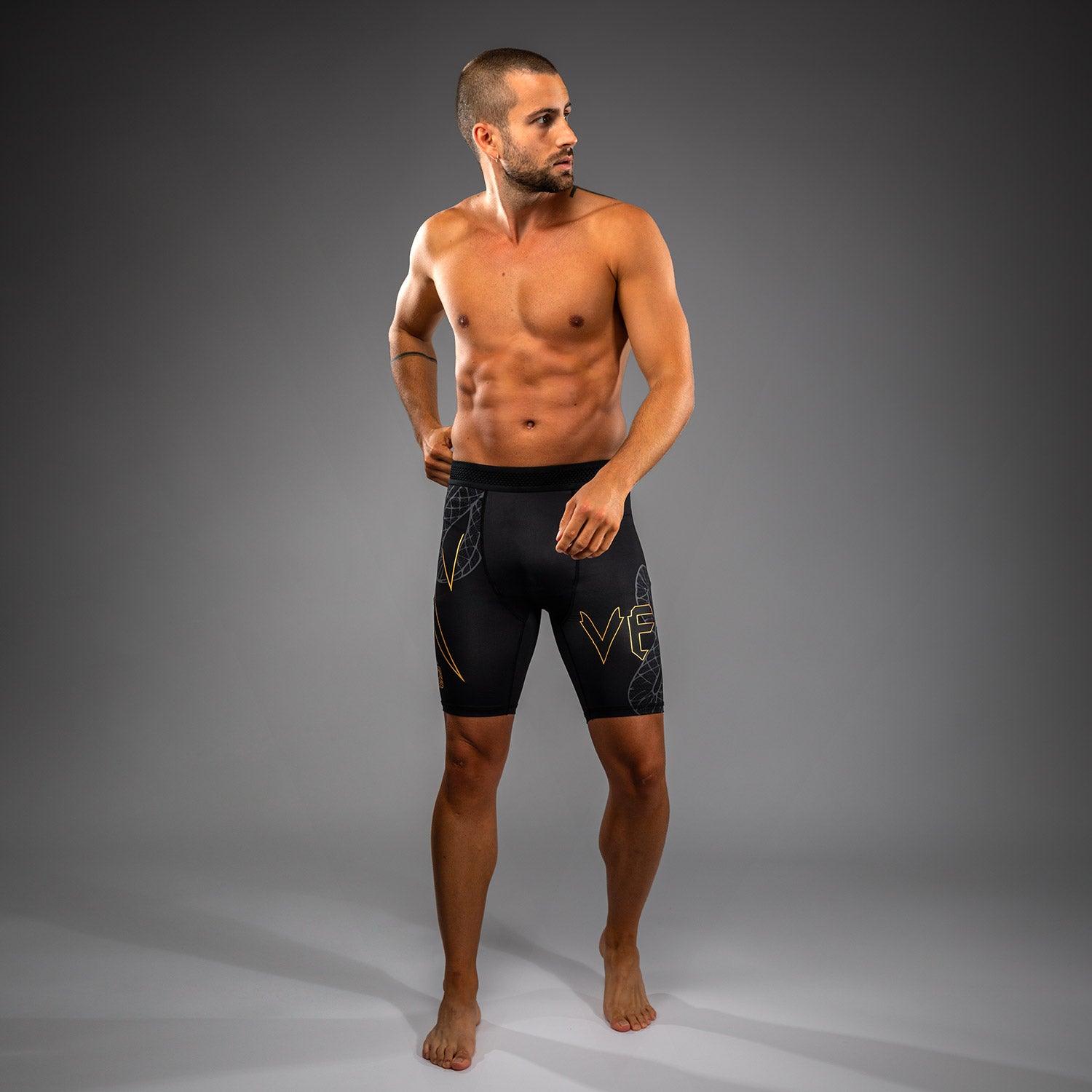 Short de Compression Venum Serpenti – Noir/Argent/Or - product-type_Shorts de compression