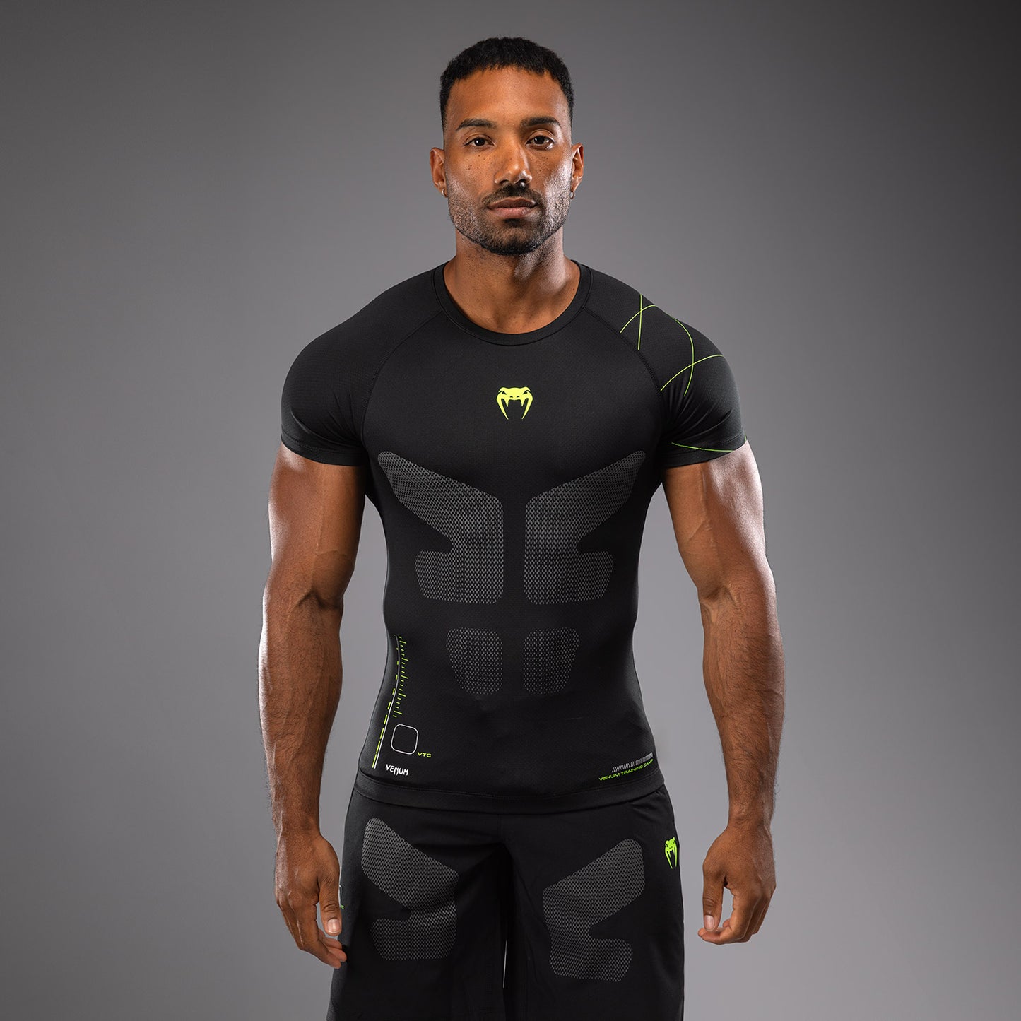 Rashguard Manches Courtes Venum Training Camp 4.0 - Noir/Vert fluo - product-type_T-Shirts de Compression