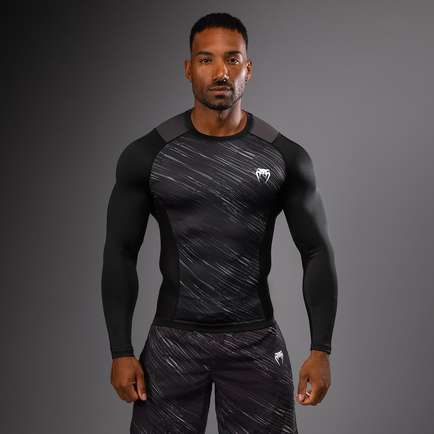 Rashguard Manches Longues Venum Rapid - Noir/Gris Orage - product-type_T-Shirts de Compression