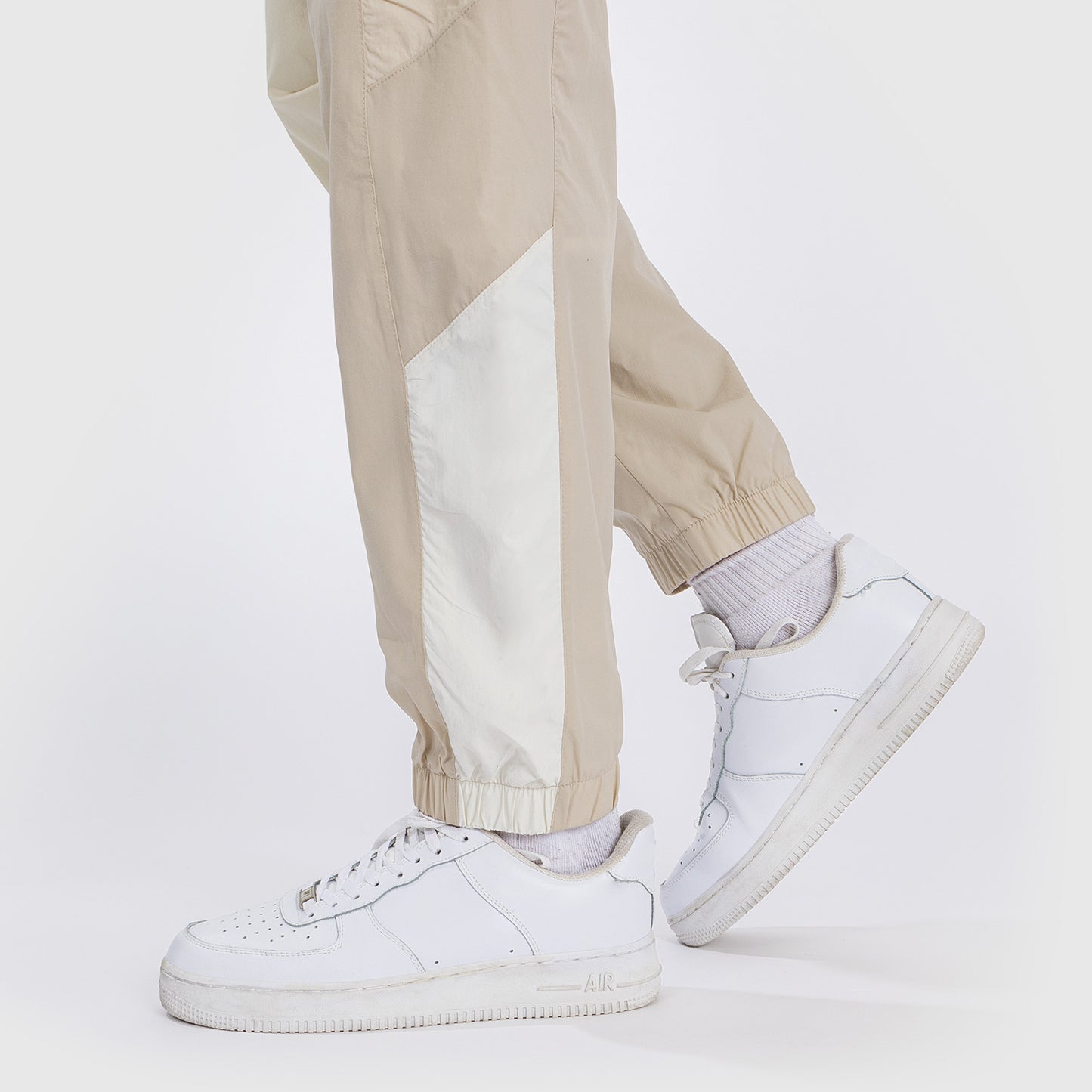 Pantalon de survêtement Venum Attack 90 - Beige - product-type_Pantalons de jogging