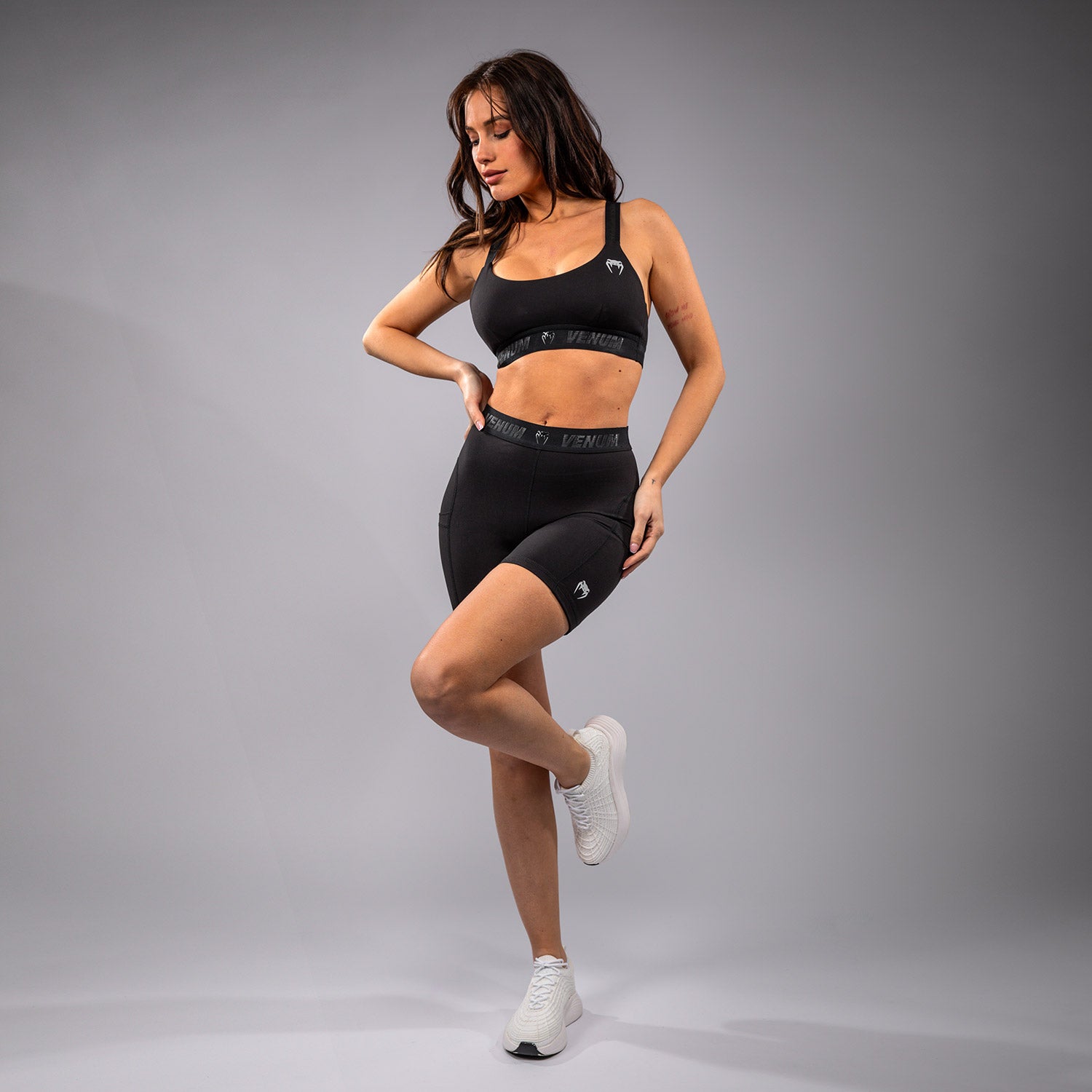 Short de compression long pour Femmes Venum Elevate - Noir - product-type_Cycliste