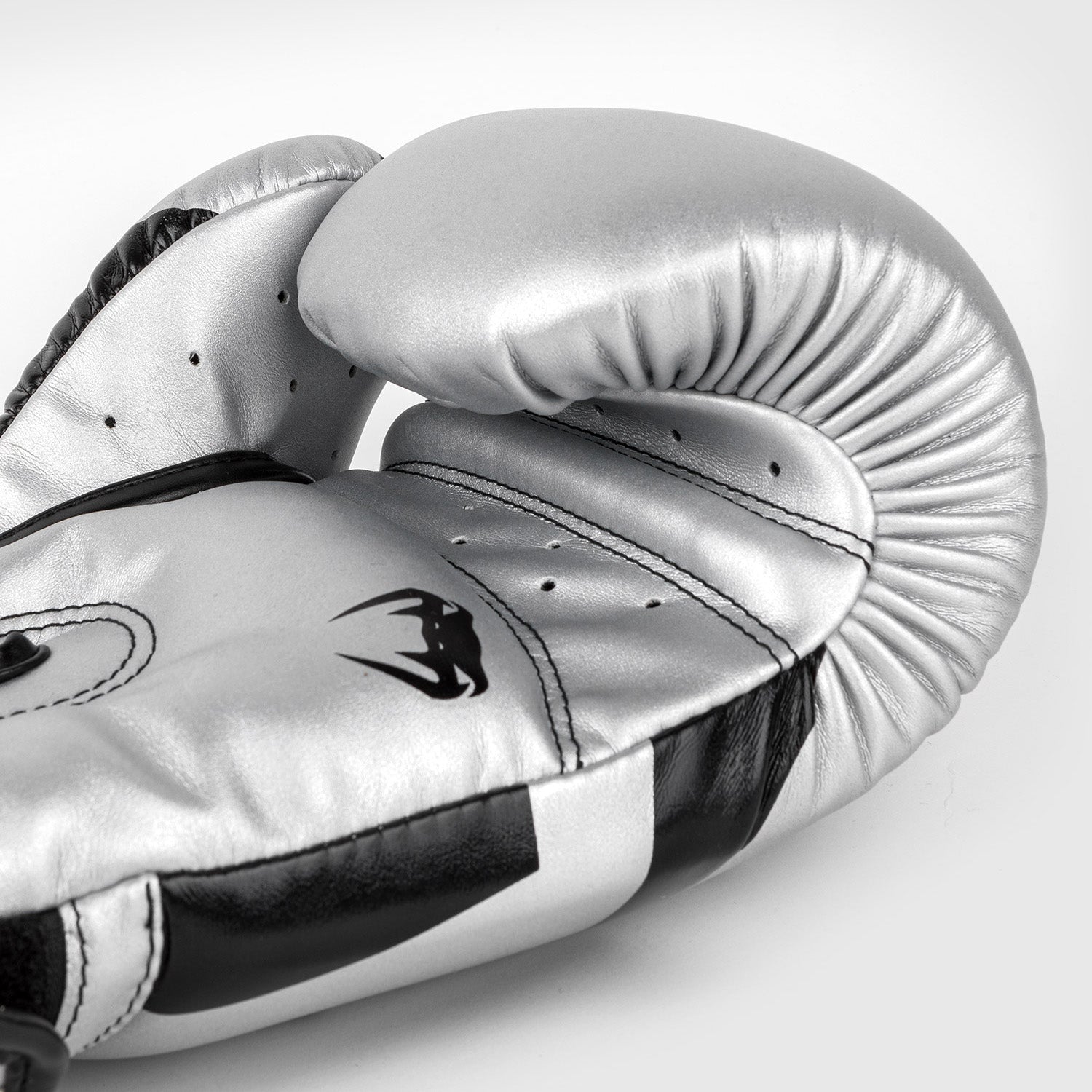 Gants de boxe Venum Elite - Argent/Noir - product-type_Gants de boxe