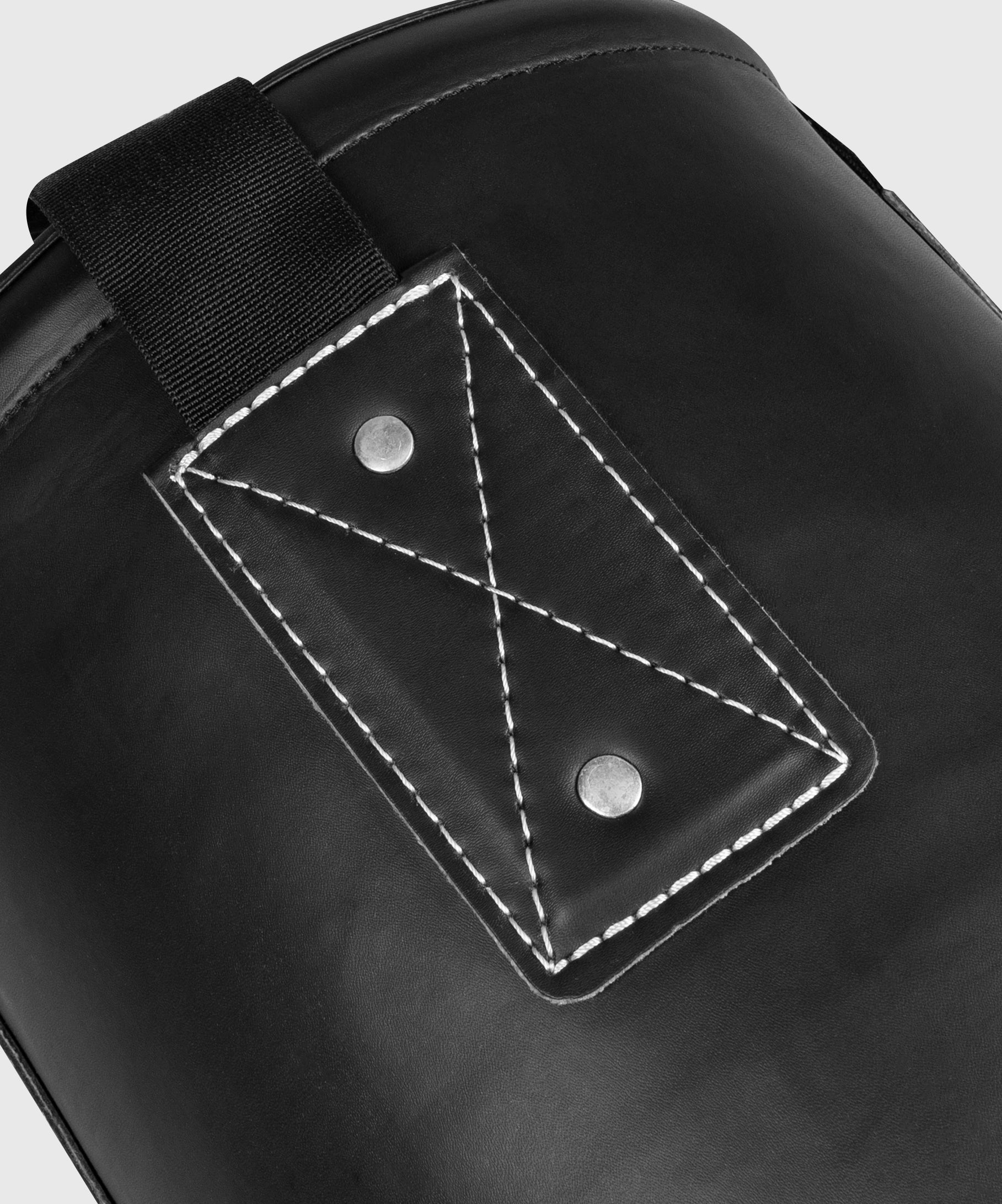 Sac de Frappe Venum Origins - Noir/Blanc (fixation plafond incluse) - product-type_Sacs de frappe