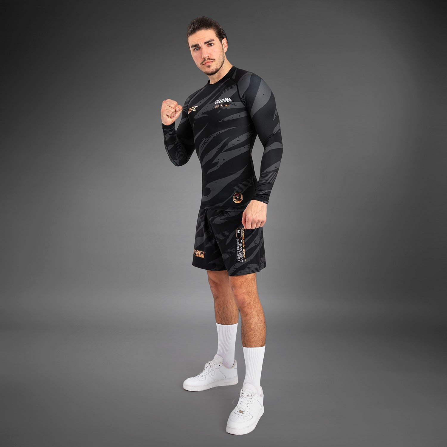 Rashguard À Manches Longues UFC Adrenaline by Venum Fight Week Performance - Urban Camo - product-type_T-Shirts de Compression