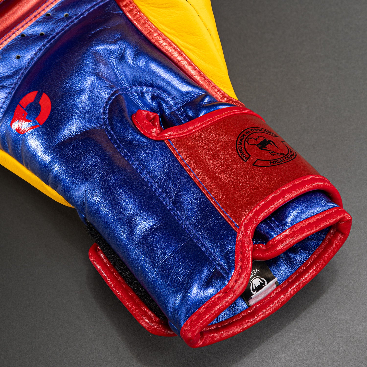 Gants de boxe Venum Giant 3.0 - Jaune/Bleu/Rouge - product-type_Gants de boxe