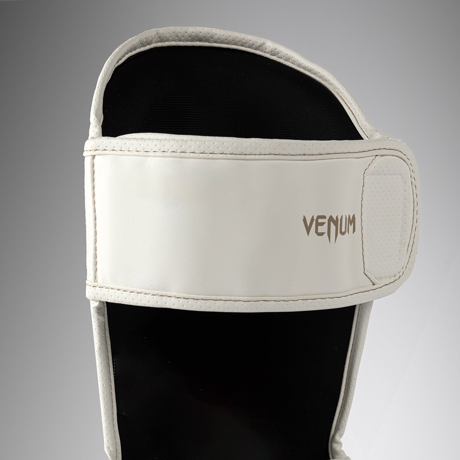 Protège-tibias Venum Impact Evo Scales – Ivoire - product-type_Protège-tibias