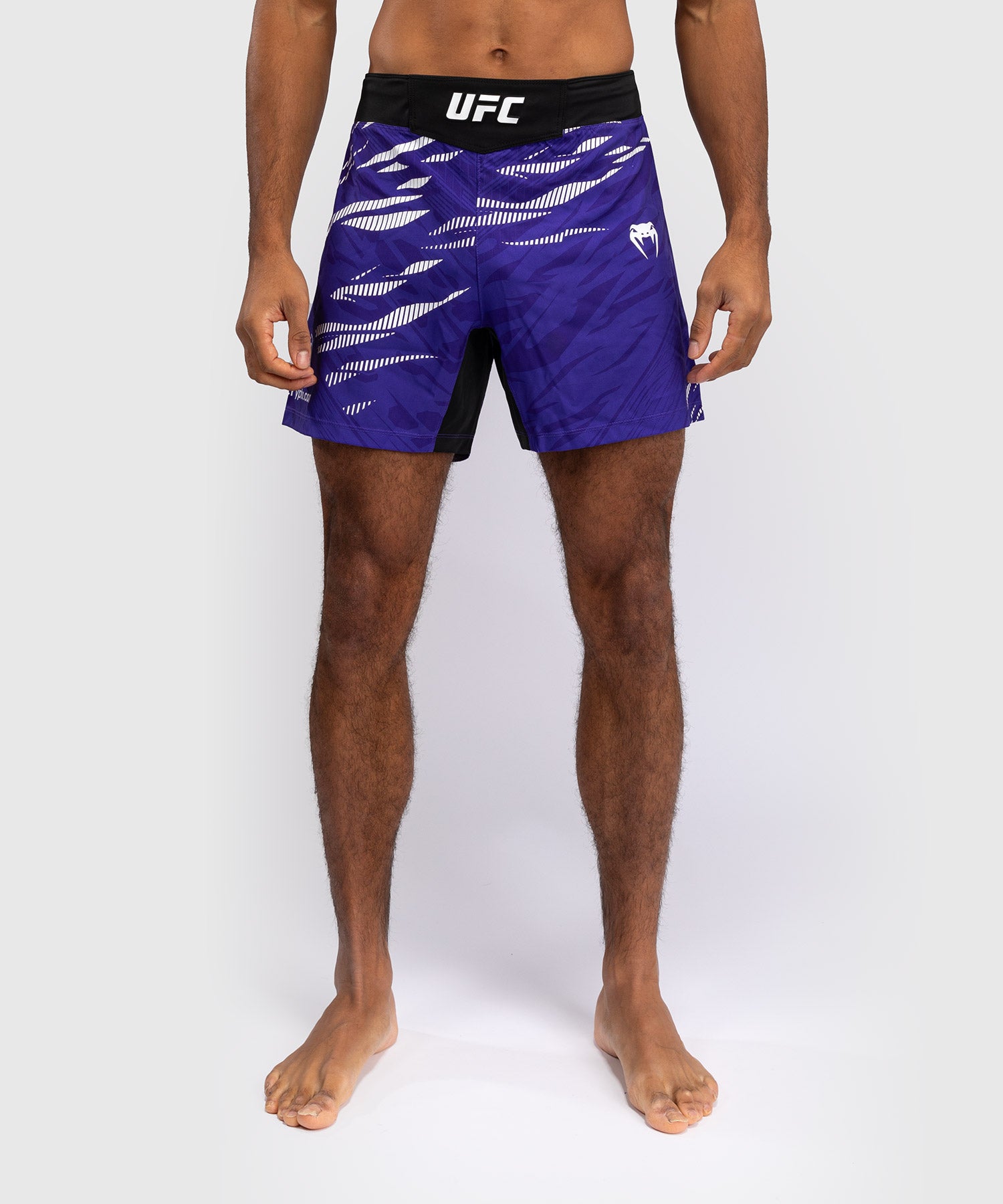 Short de Combat pour Hommes UFC Fusion by Venum Authentic Fight Night - Coupe Courte - Violet - product-type_Shorts de MMA