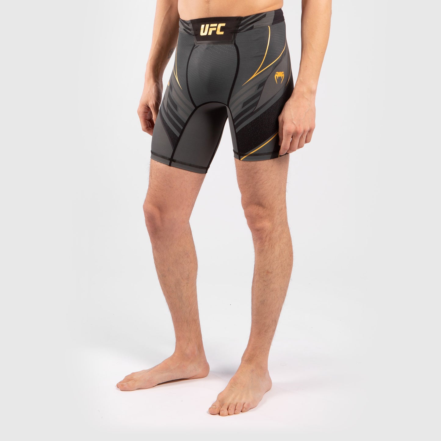 Short de Vale tudo Homme UFC Venum Authentic Fight Night - Coupe Courte - Champion - product-type_Shorts de compression