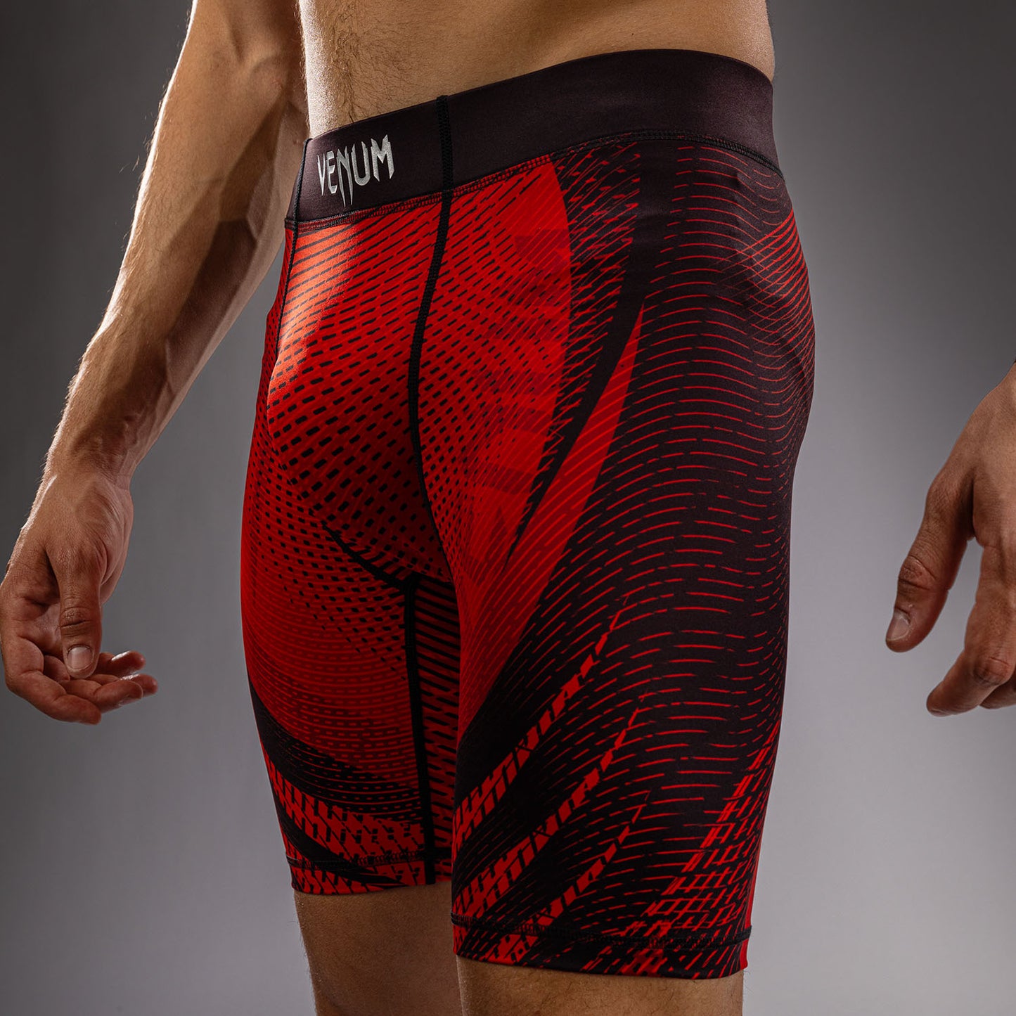 Short de Compression Venum Galactic 3.0 - Rouge/Argent