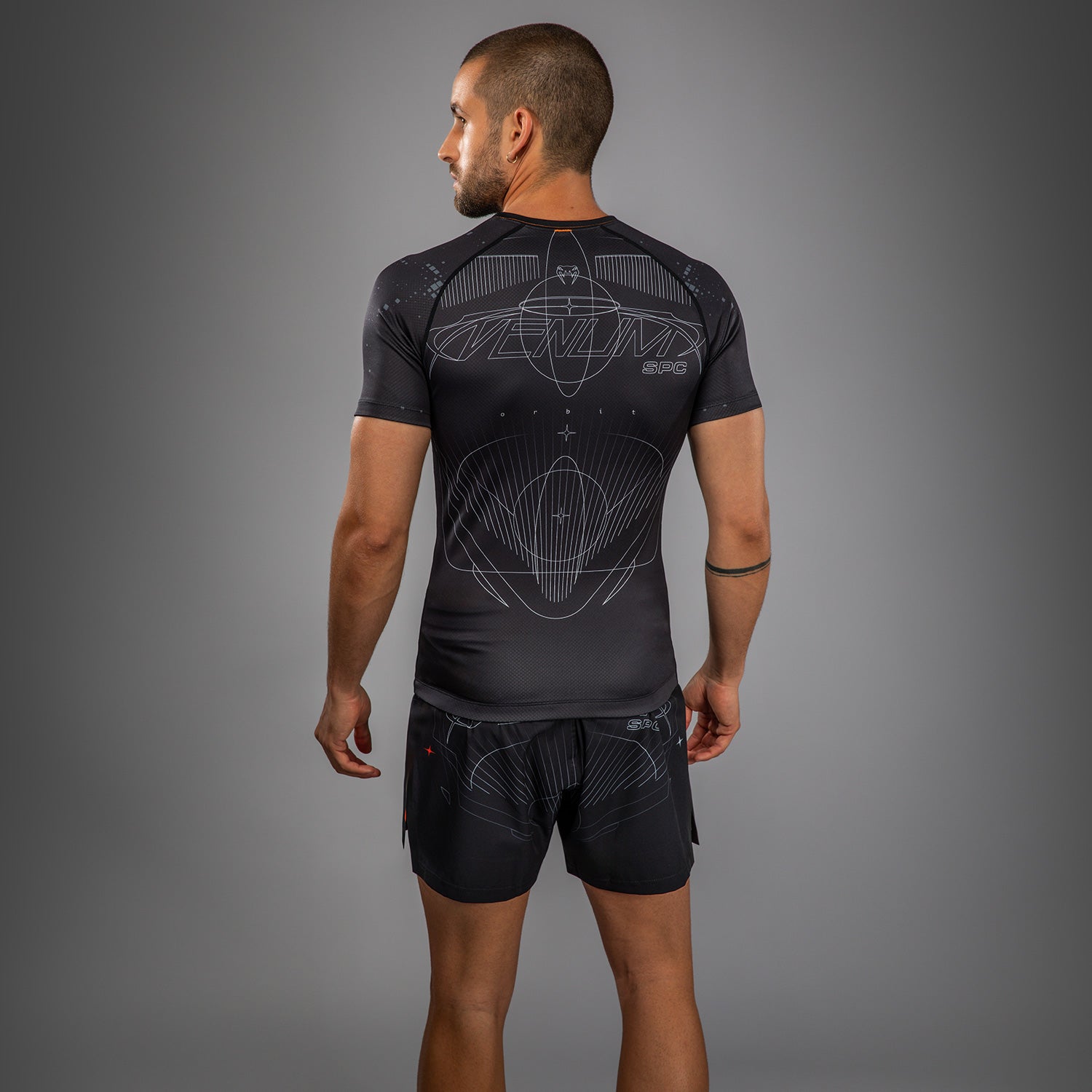 Rashguard Manches Courtes Venum Eclipse – Noir/Ivoire - product-type_T-Shirts de Compression