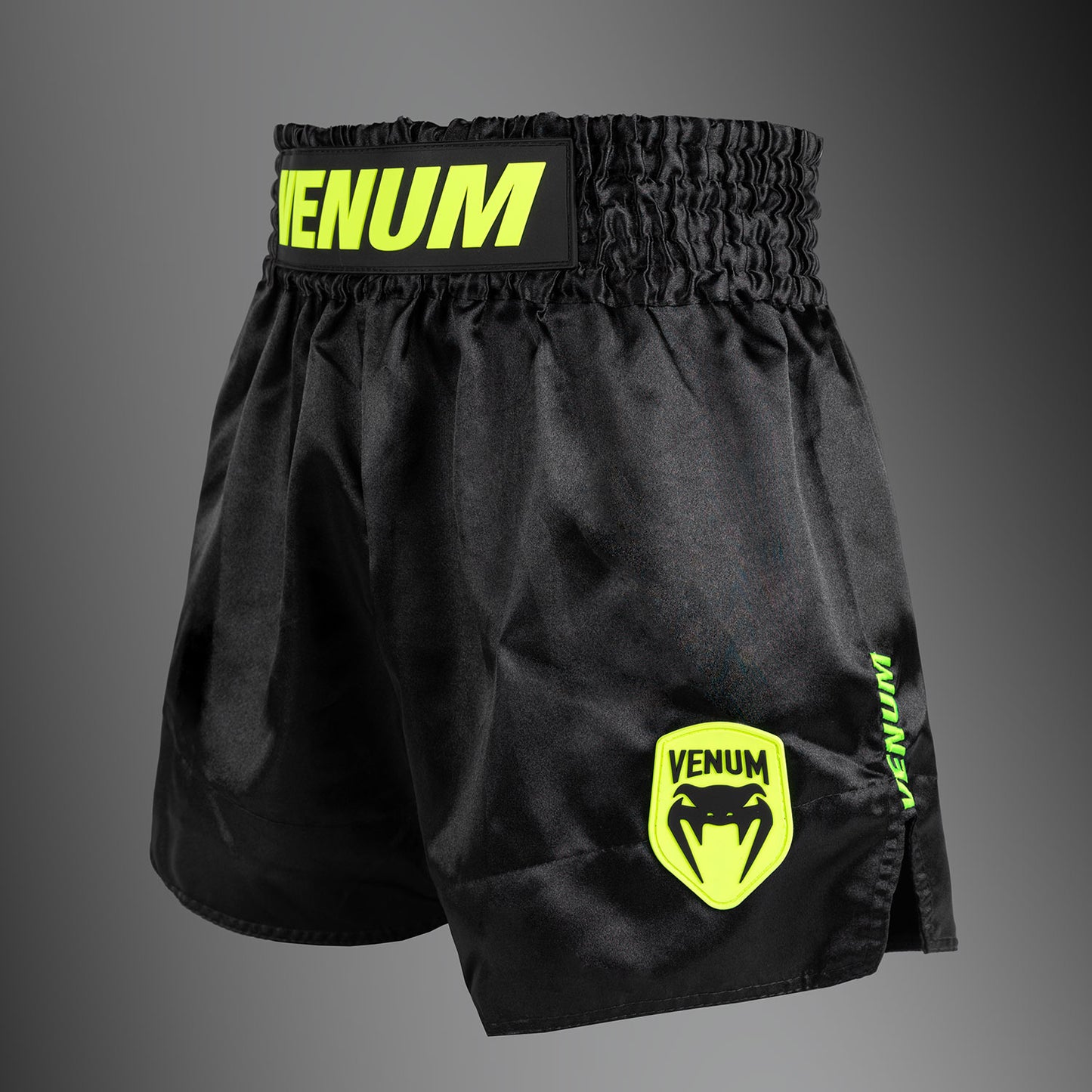 Short de Muay Thai Venum Classic Evo - Noir/Jaune Néon