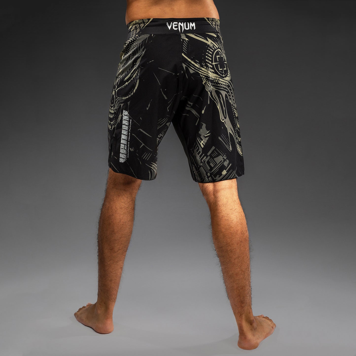Short de combat Venum Invader - Noir/Sable - product-type_Shorts de MMA