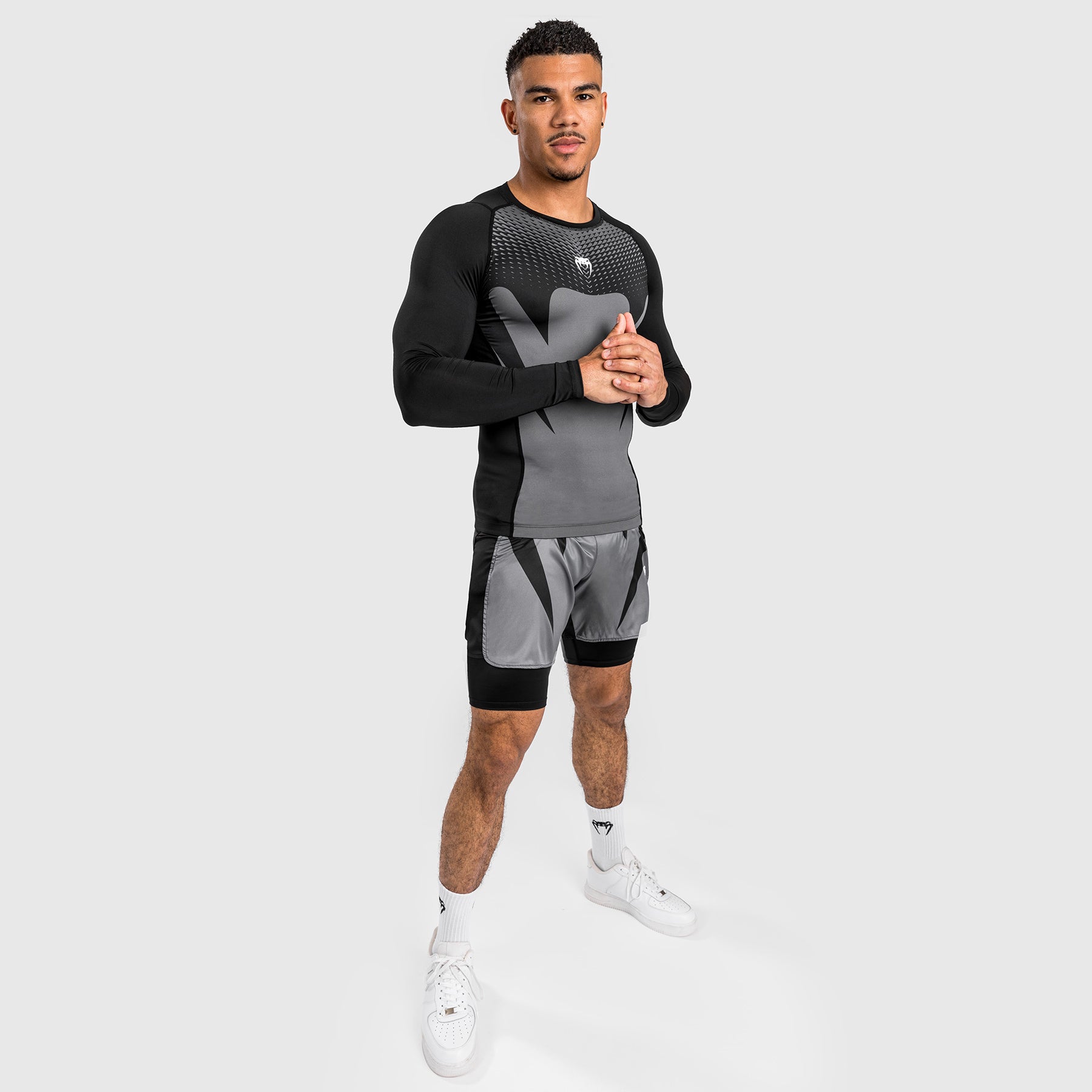 Rashguard à Manches Longues pour Hommes Venum Attack - Noir/Gris - product-type_T-Shirts de Compression