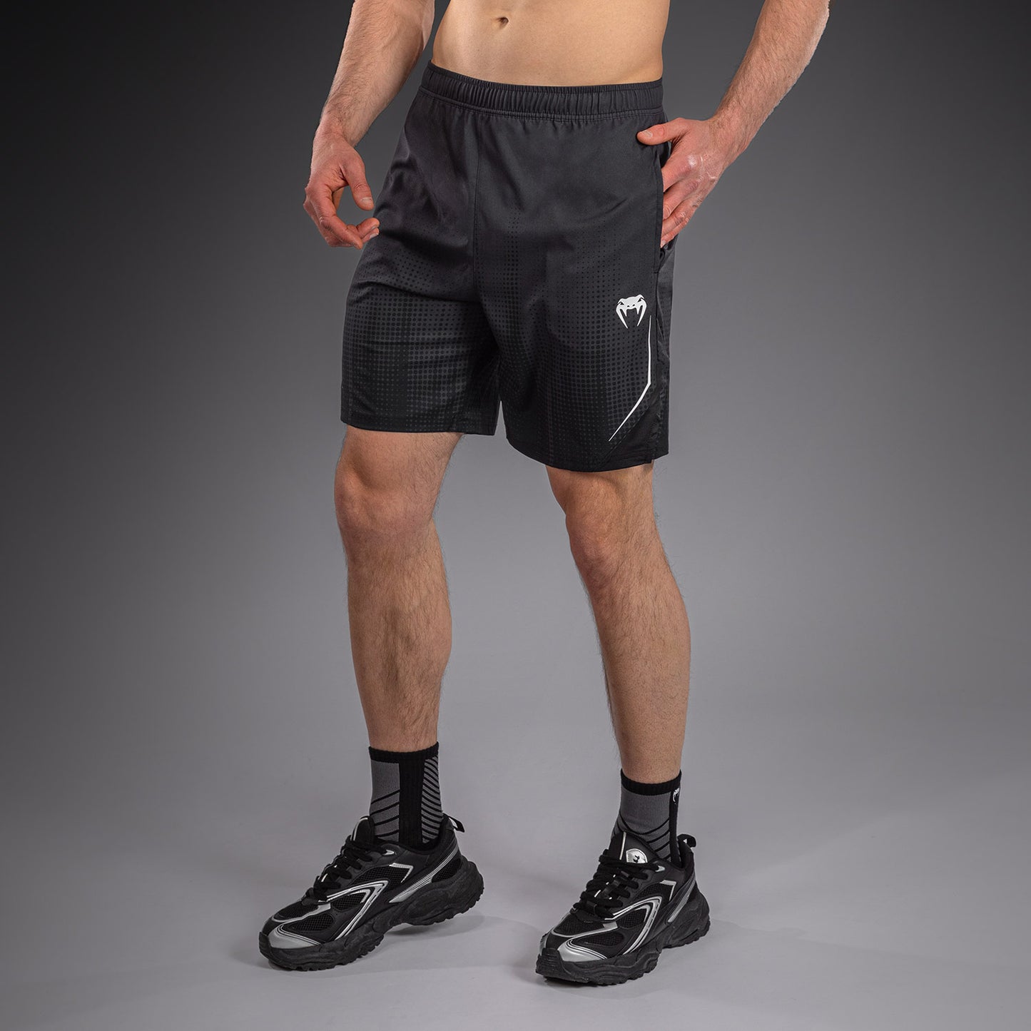 Short d’Entraînement Venum Stealth – Noir/Blanc - product-type_Shorts de training