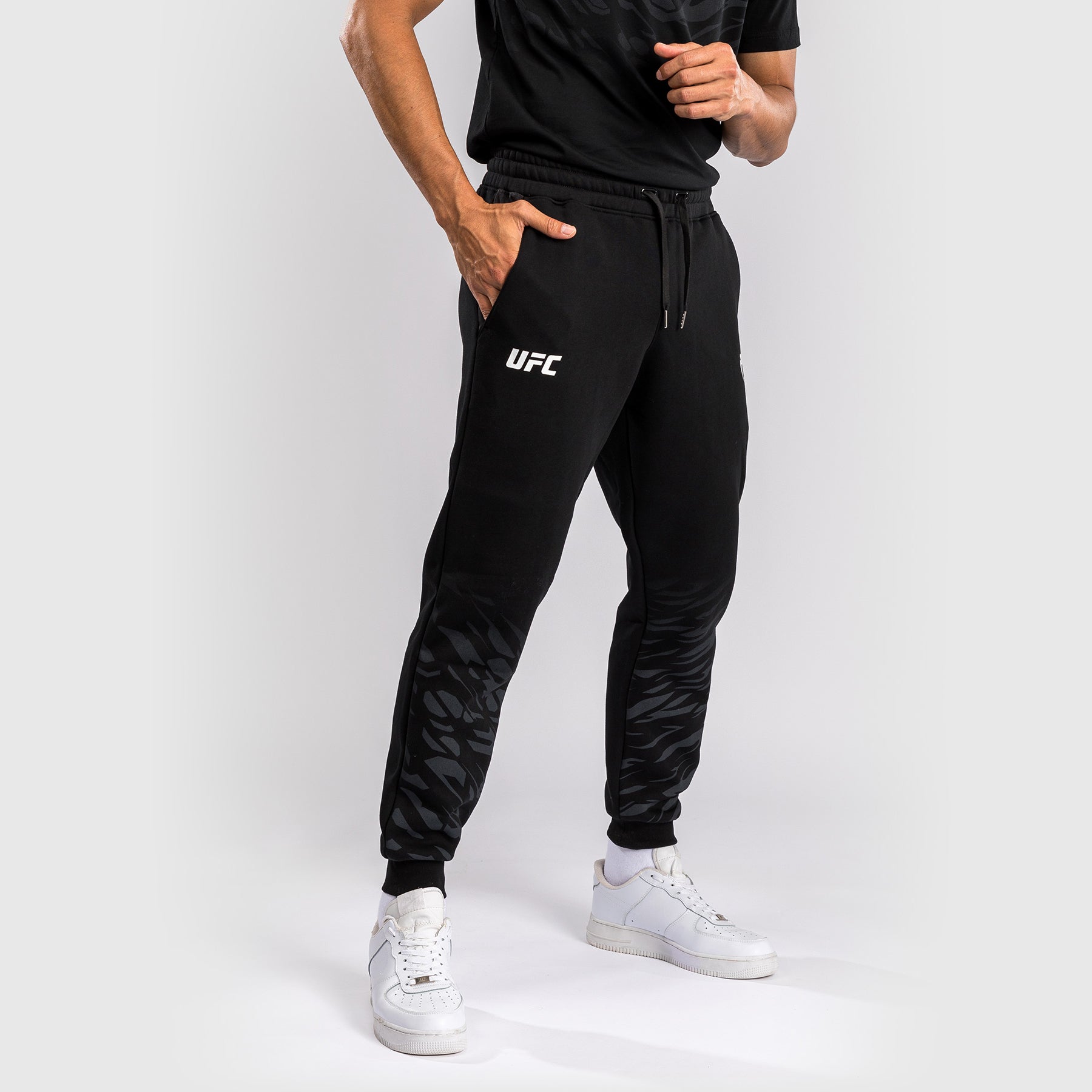 Pantalon pour Hommes UFC Fusion by Venum Replica - Noir - product-type_Pantalons de jogging
