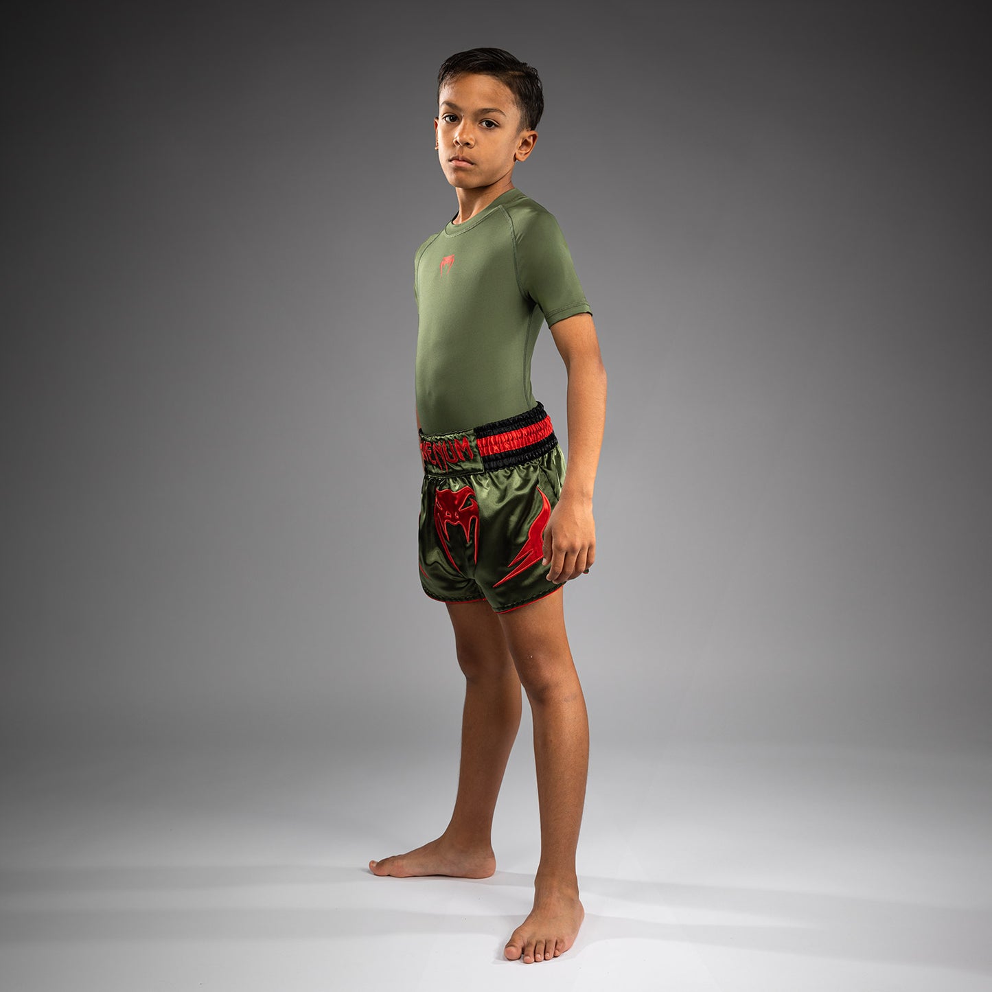 Short de Muay Thai pour Enfants Venum Inferno - Vert militaire/Orange - product-type_Shorts de Muay Thai
