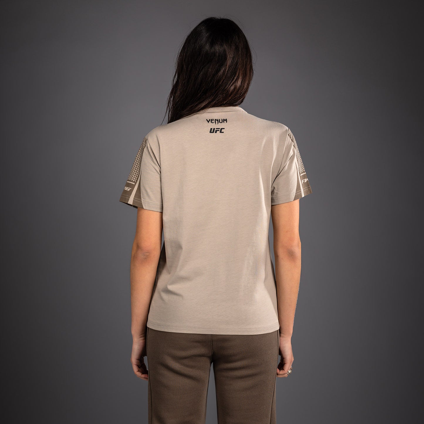 T-shirt à Manches Courtes pour Femme Venum UFC Unity by Venum Authentic Fight Week - Sable
