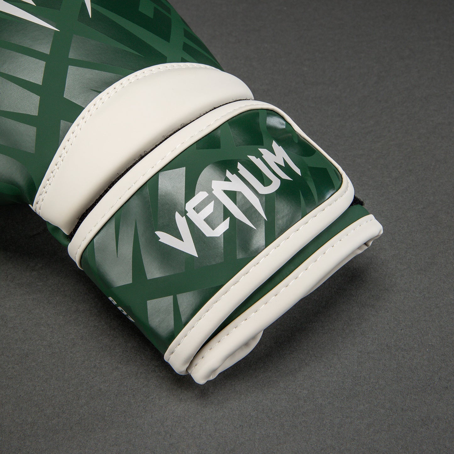 Gants de Boxe Venum Contender 1.5 XT pour enfants - Vert Forêt/Blanc Cassé - product-type_Gants de boxe