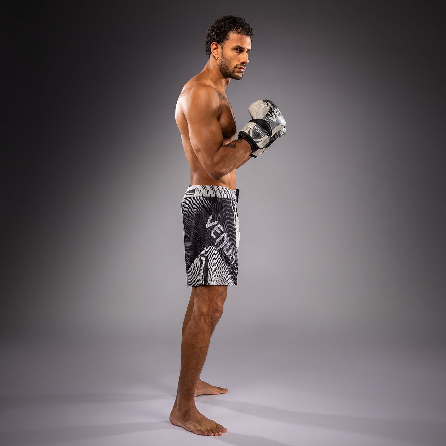 Short de Combat Venum Galactic 3.0 - Blanc Cassé/Noir
