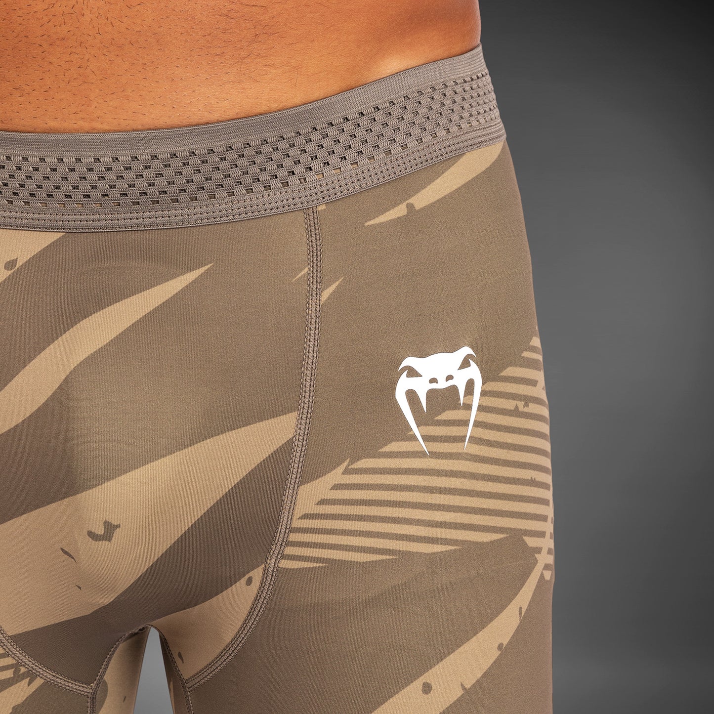 Short de compression pour Hommes UFC Adrenaline by Venum Fight Week - desert Camo - product-type_Shorts de compression