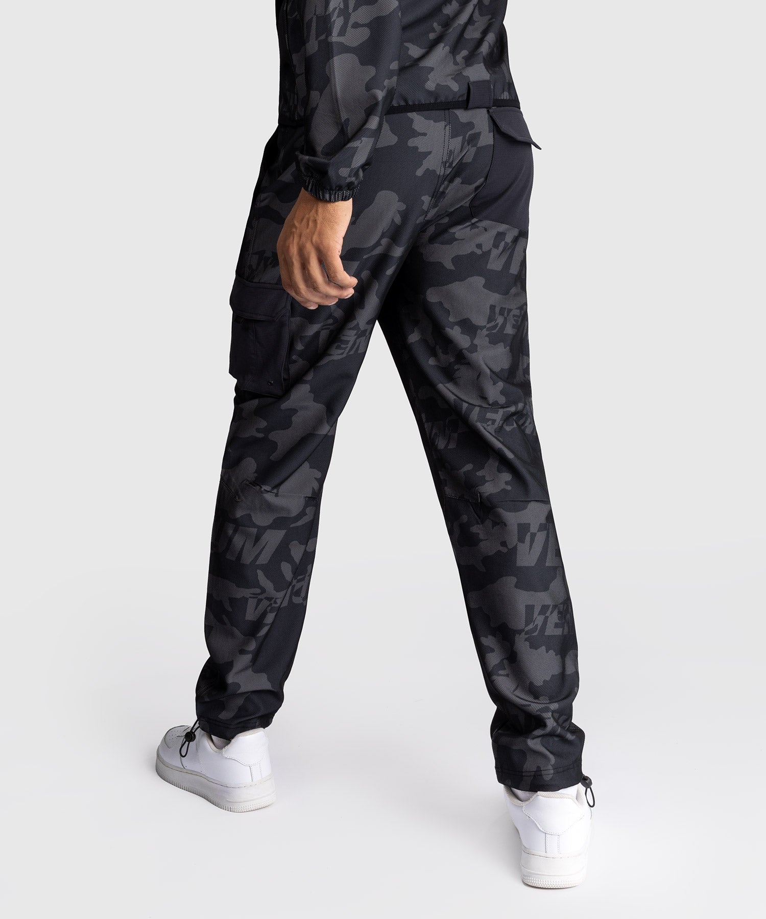 Jogging pour Hommes Venum Trooper - Noir/Charbon - product-type_Pantalons de jogging